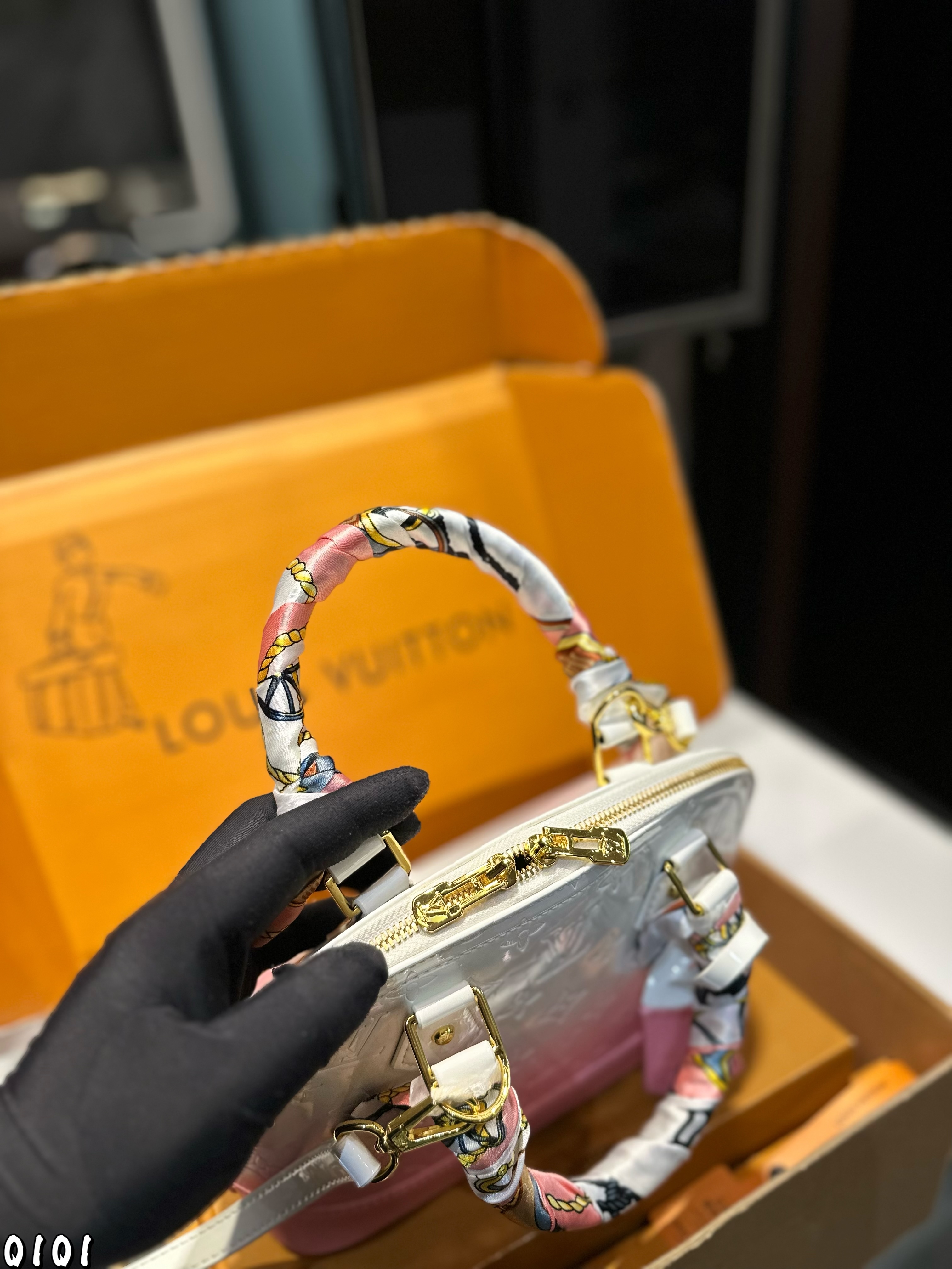 LV colorful shell bag