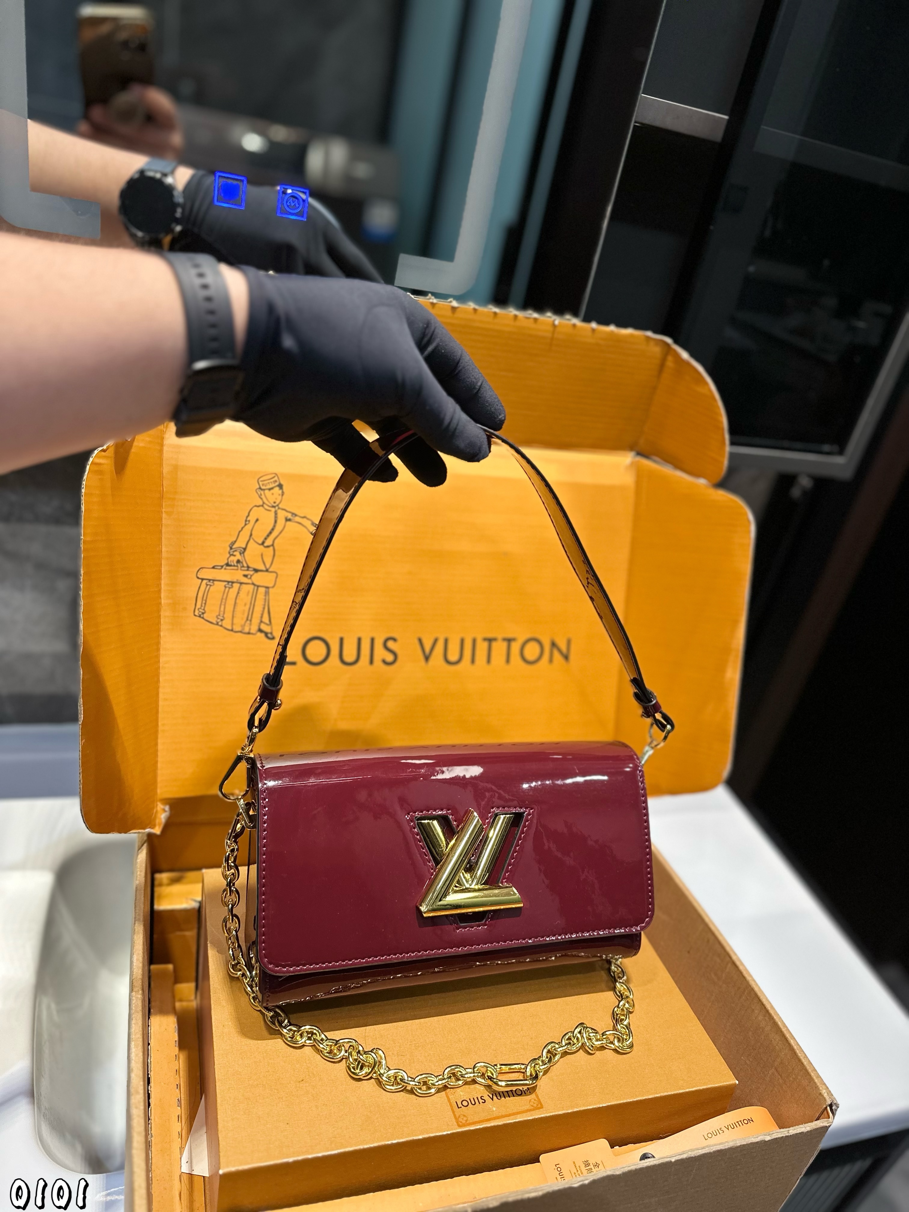 LV TWIST Baguette bag