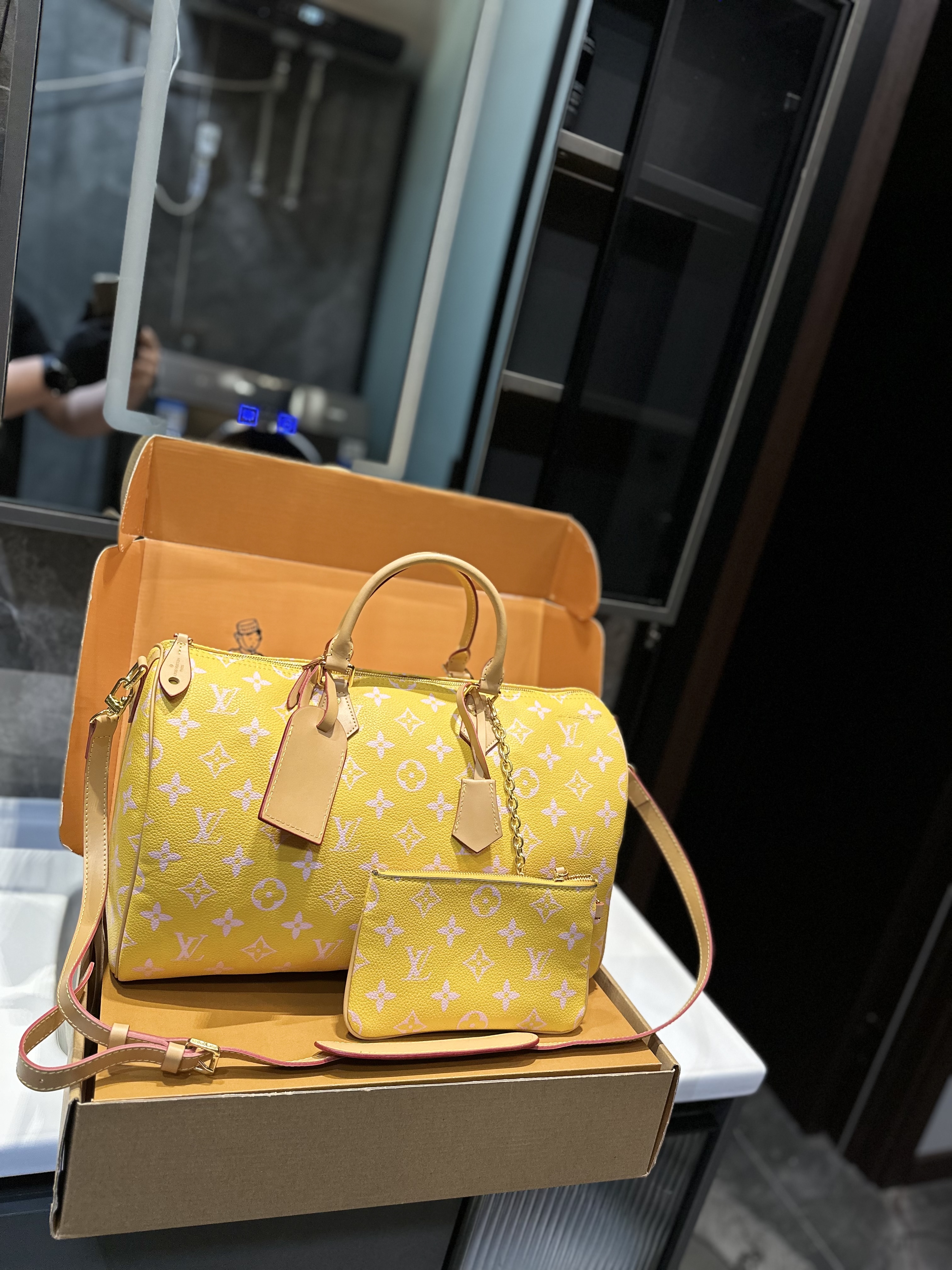 LV Speedy Bandouliere 40 Monogram handbag