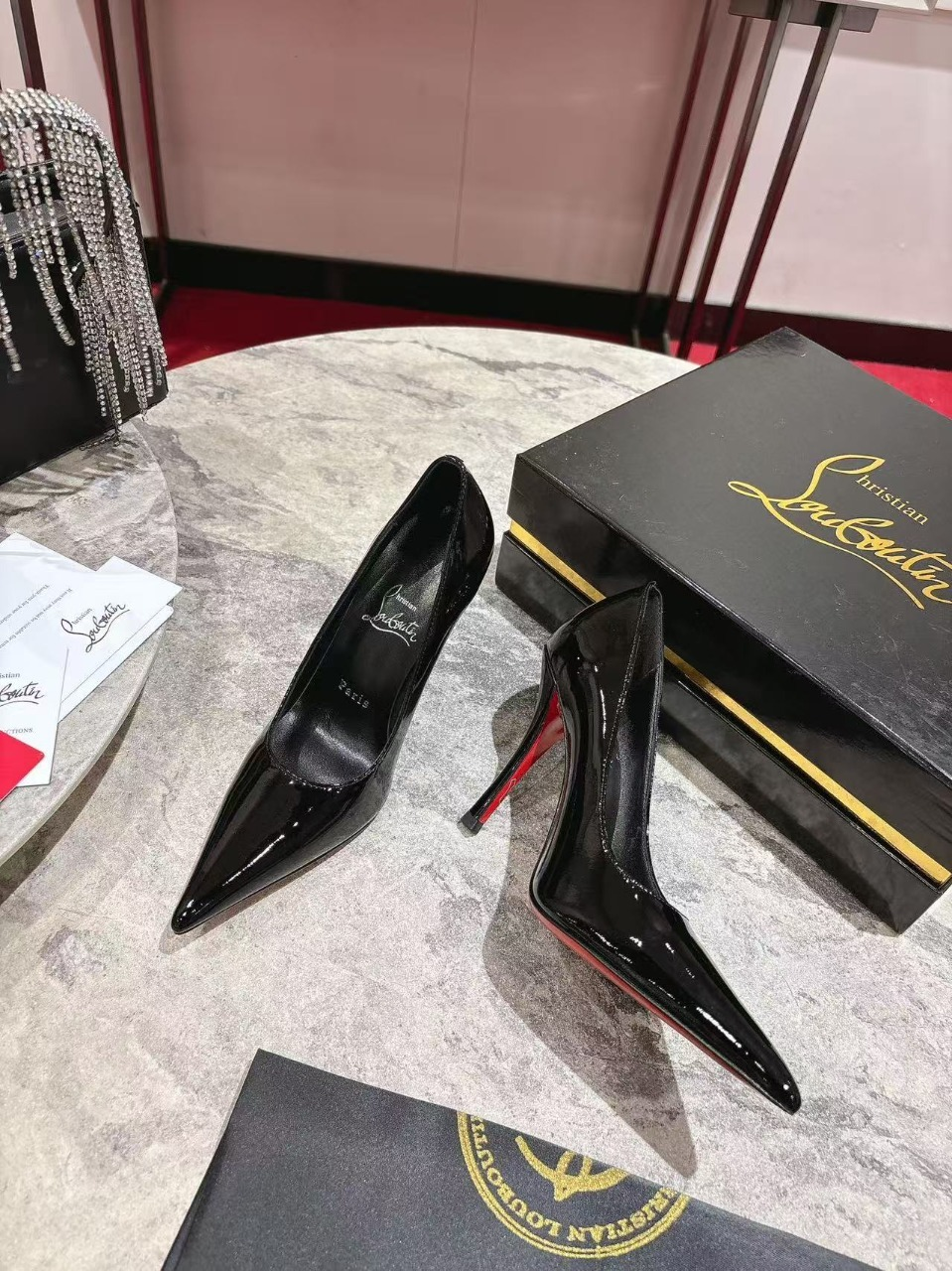 CL Red-soled high heels