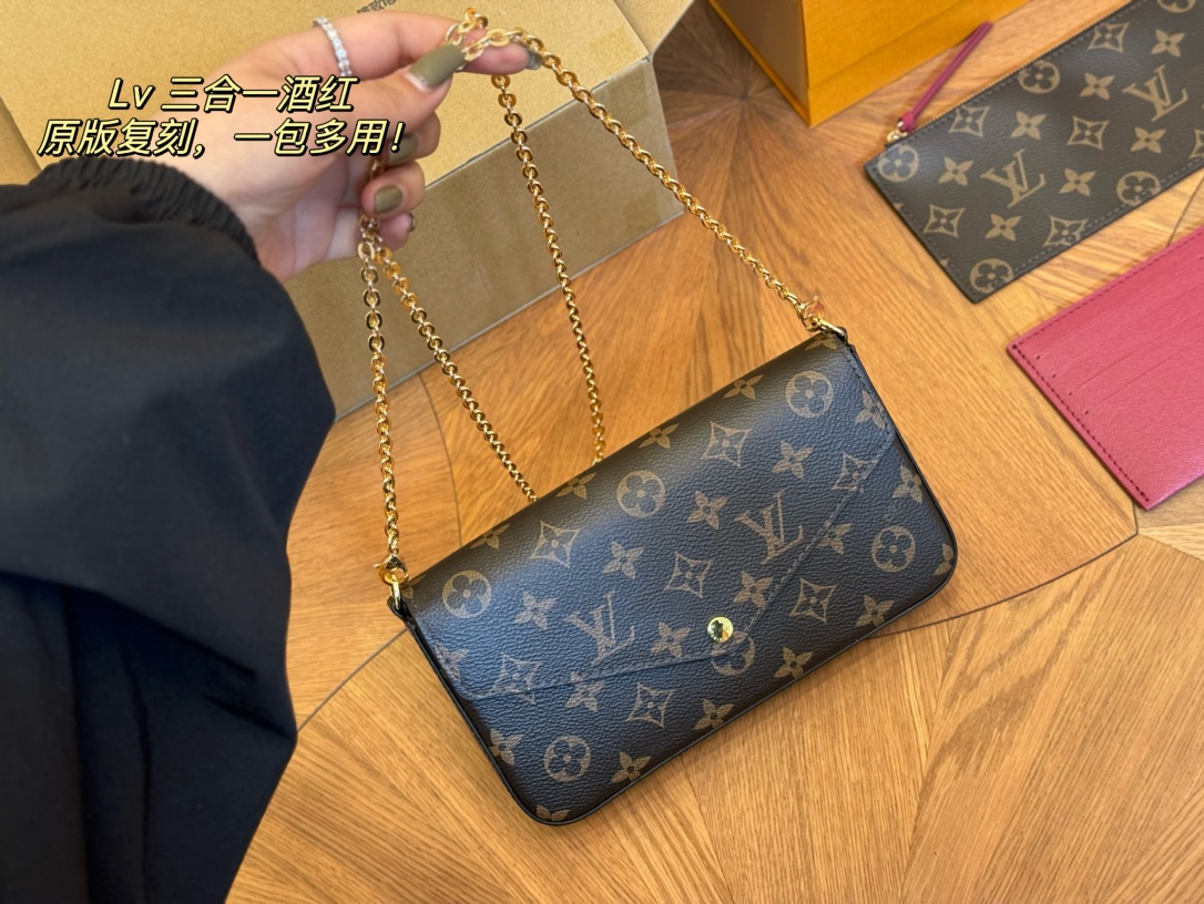 High quality LV MULTI POCHETTE ACCESSORIES bag