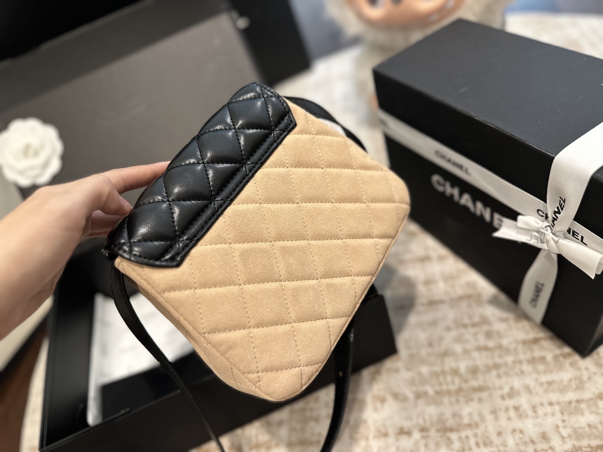Chanel 25-flap bag