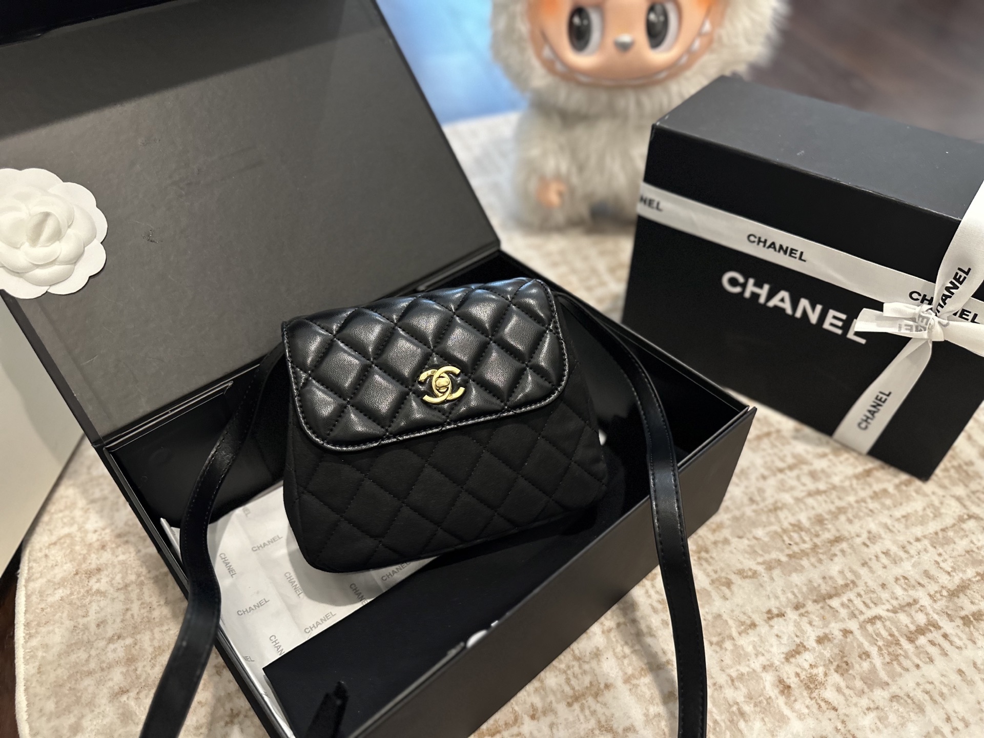 Chanel 25-flap bag