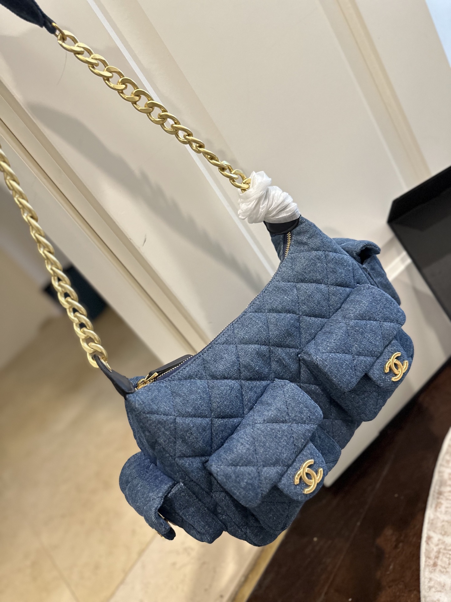 Chanel 25p hobo bag
