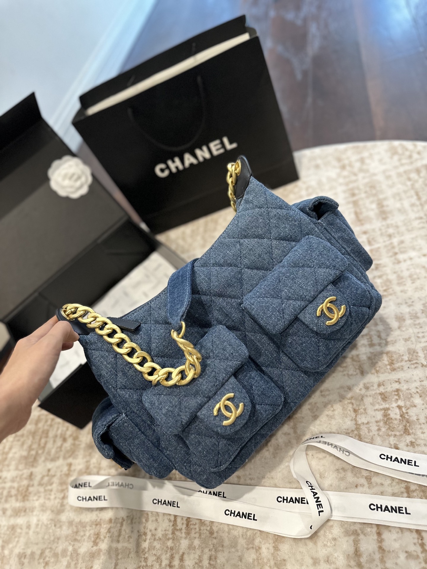 Chanel 25p hobo bag