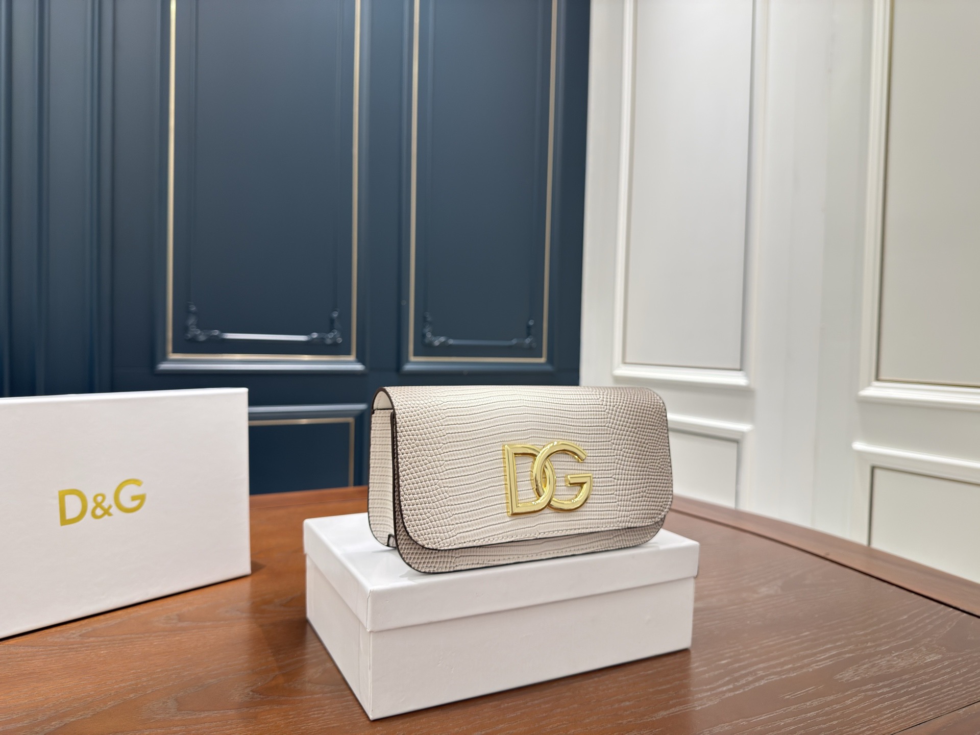DG Dolce & Gabbana Chain Bag