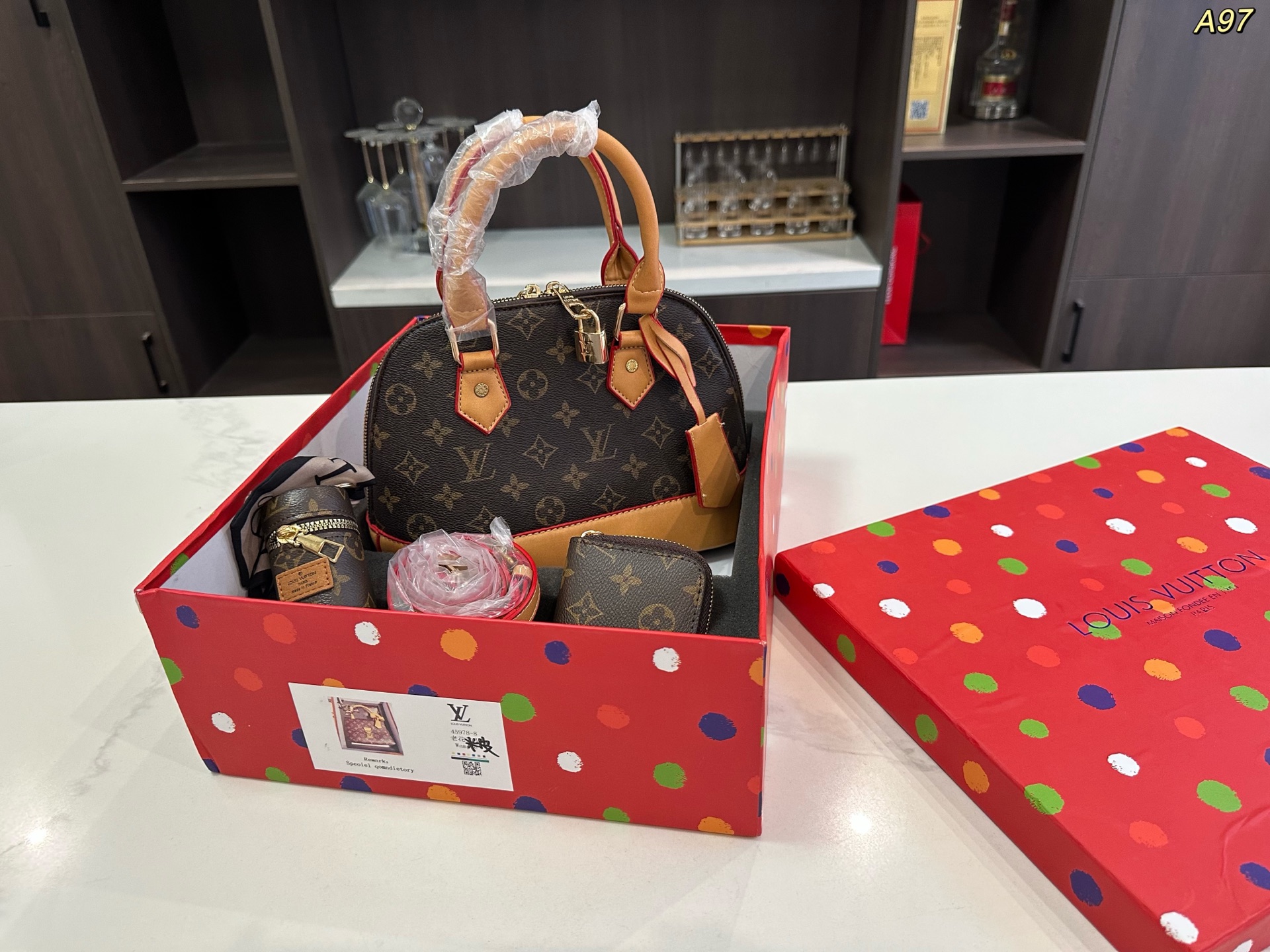 LV high-quality shell bag