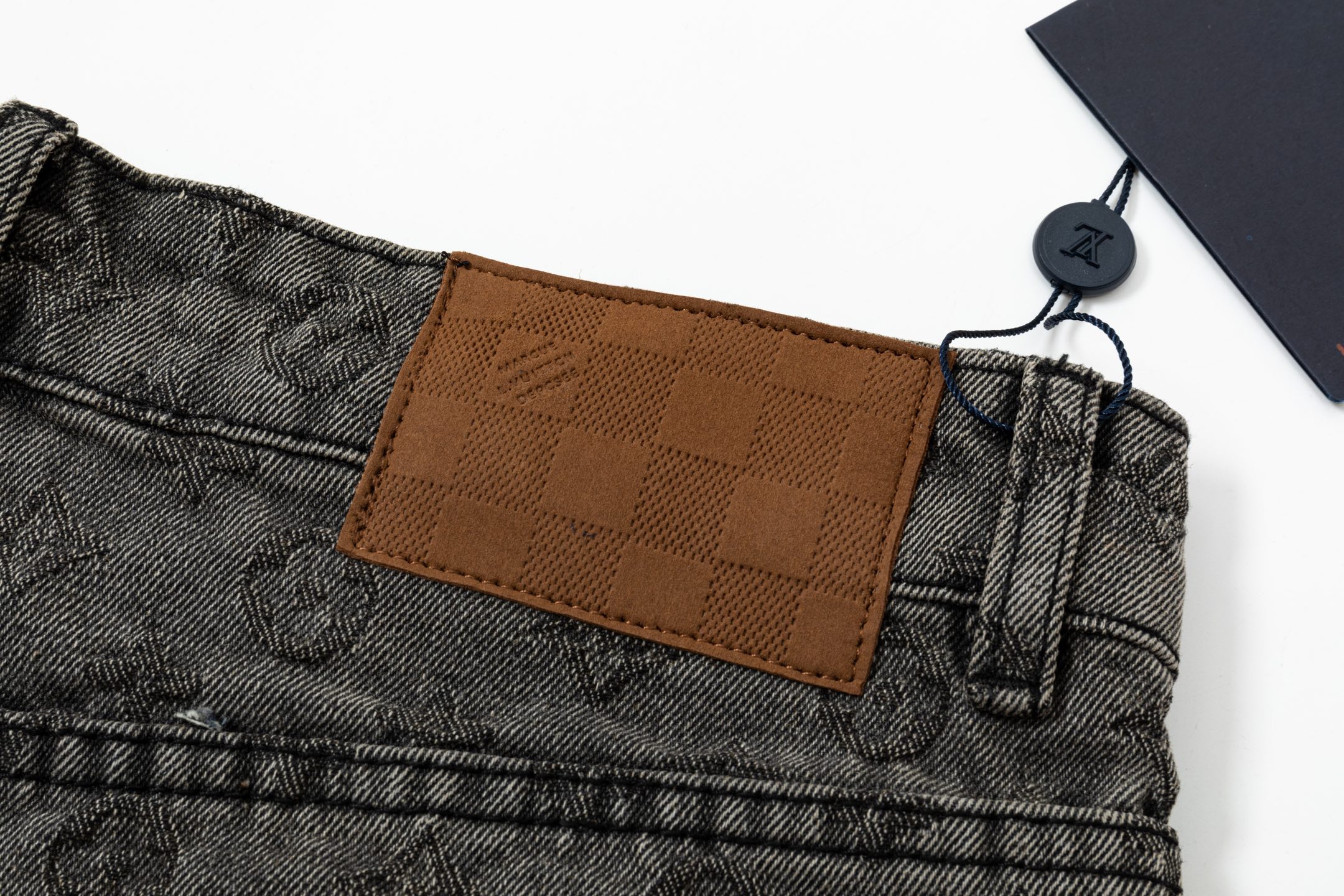 LV Louis Vuitton 25SS denim shorts pants