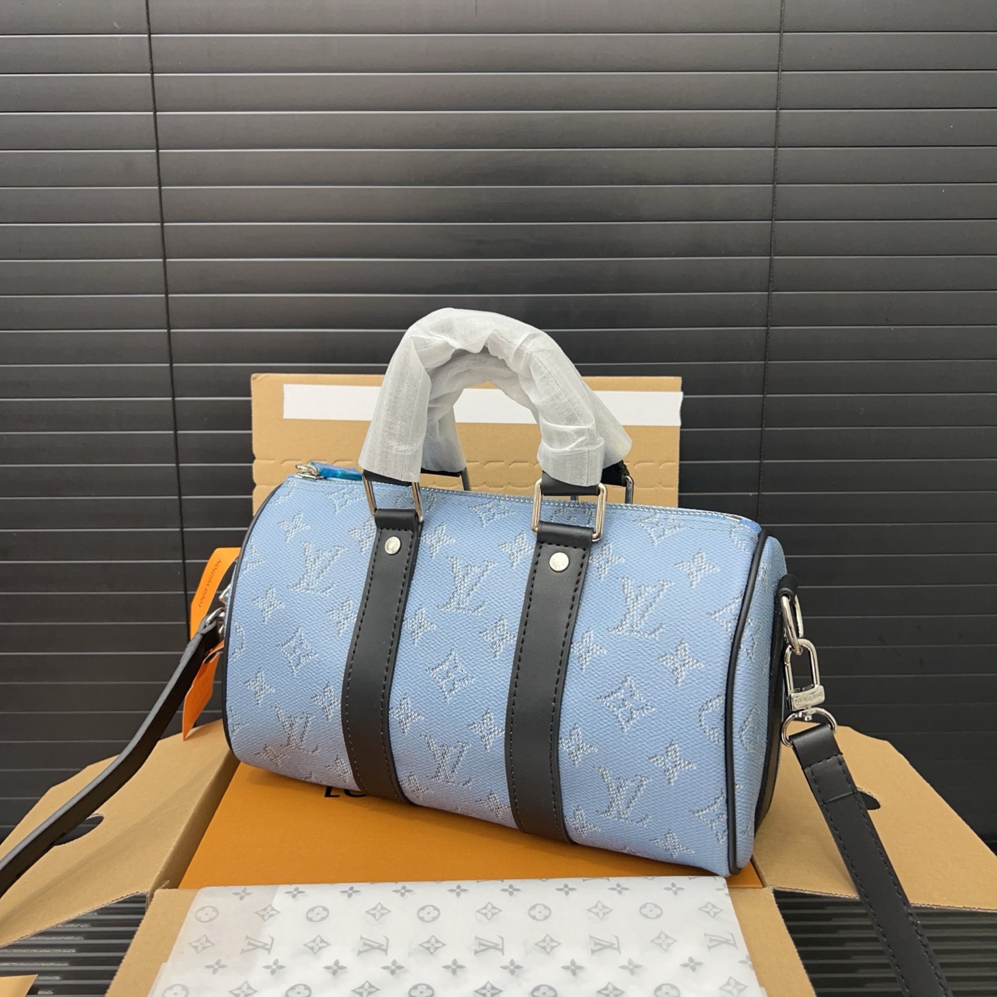 LV KEEPALL 25 crossbody shoulder bag