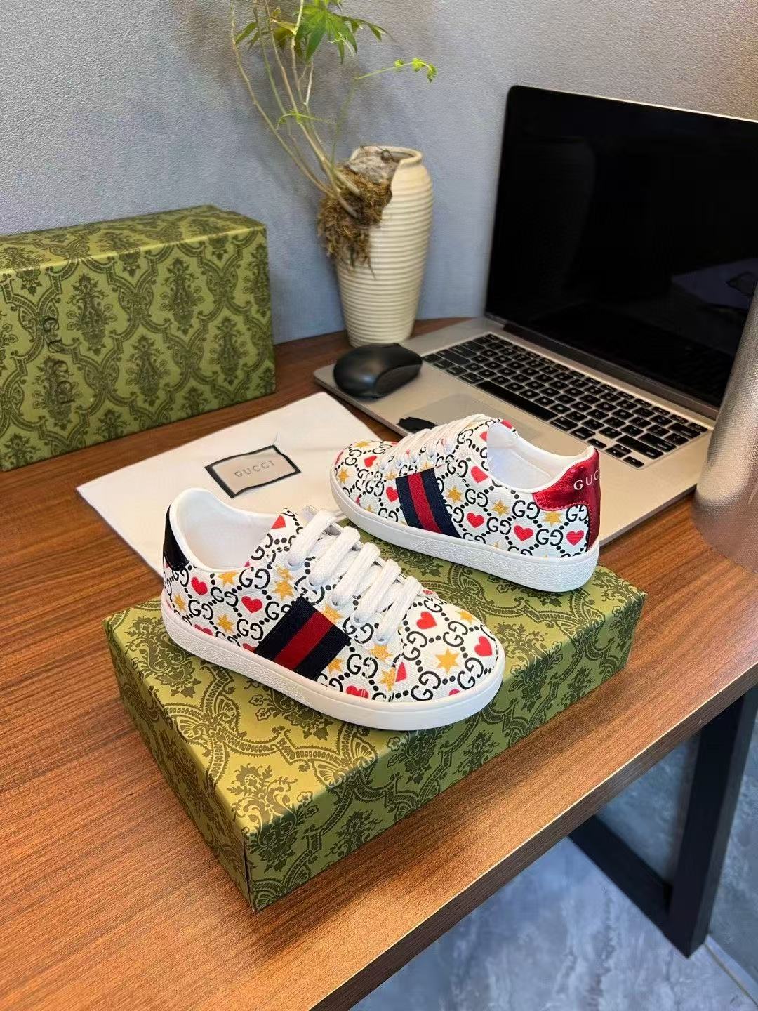 Gucci printed children's shoes