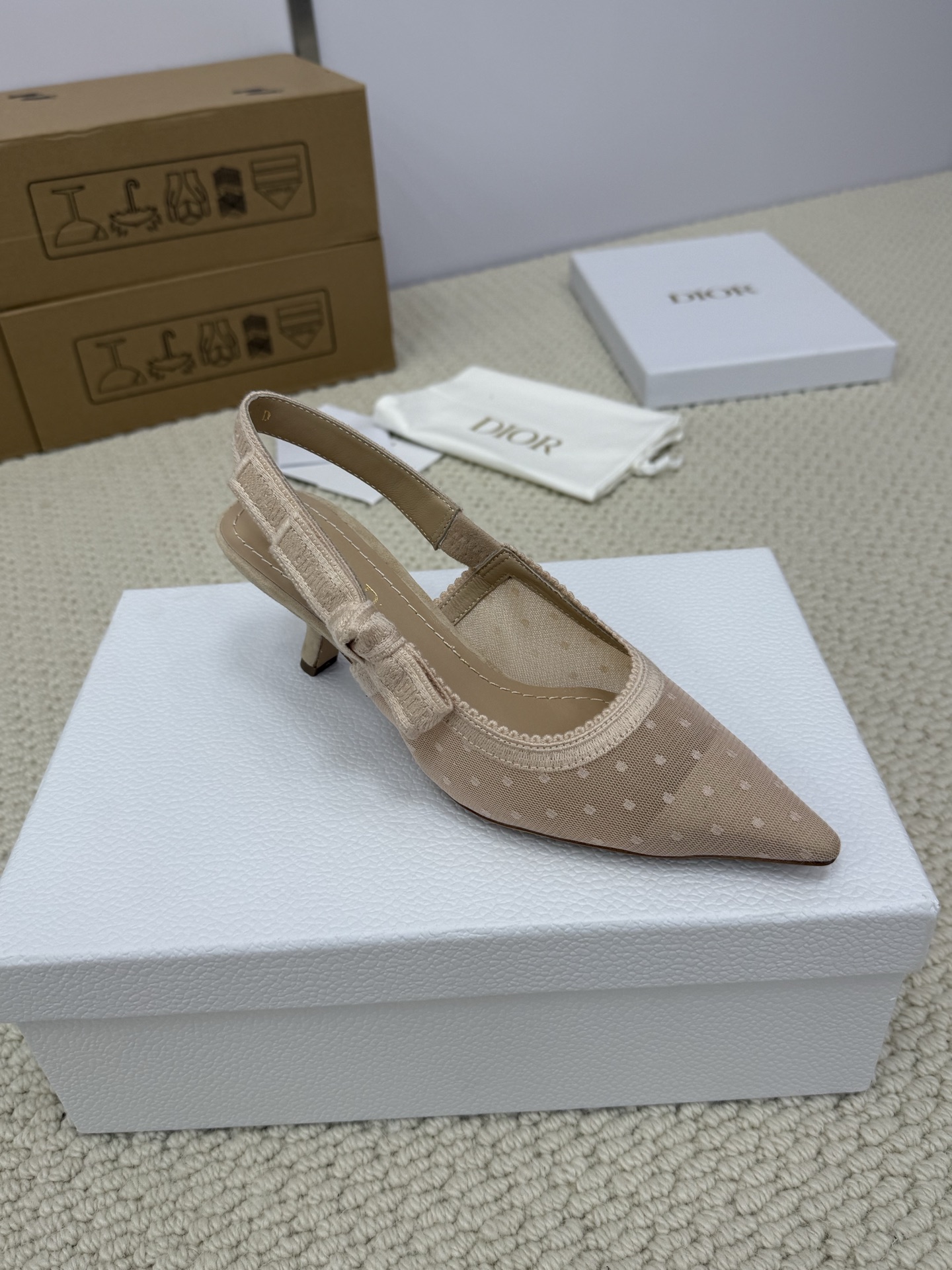 Top quality Dior classic slingback Embroidered high-heeled shoes