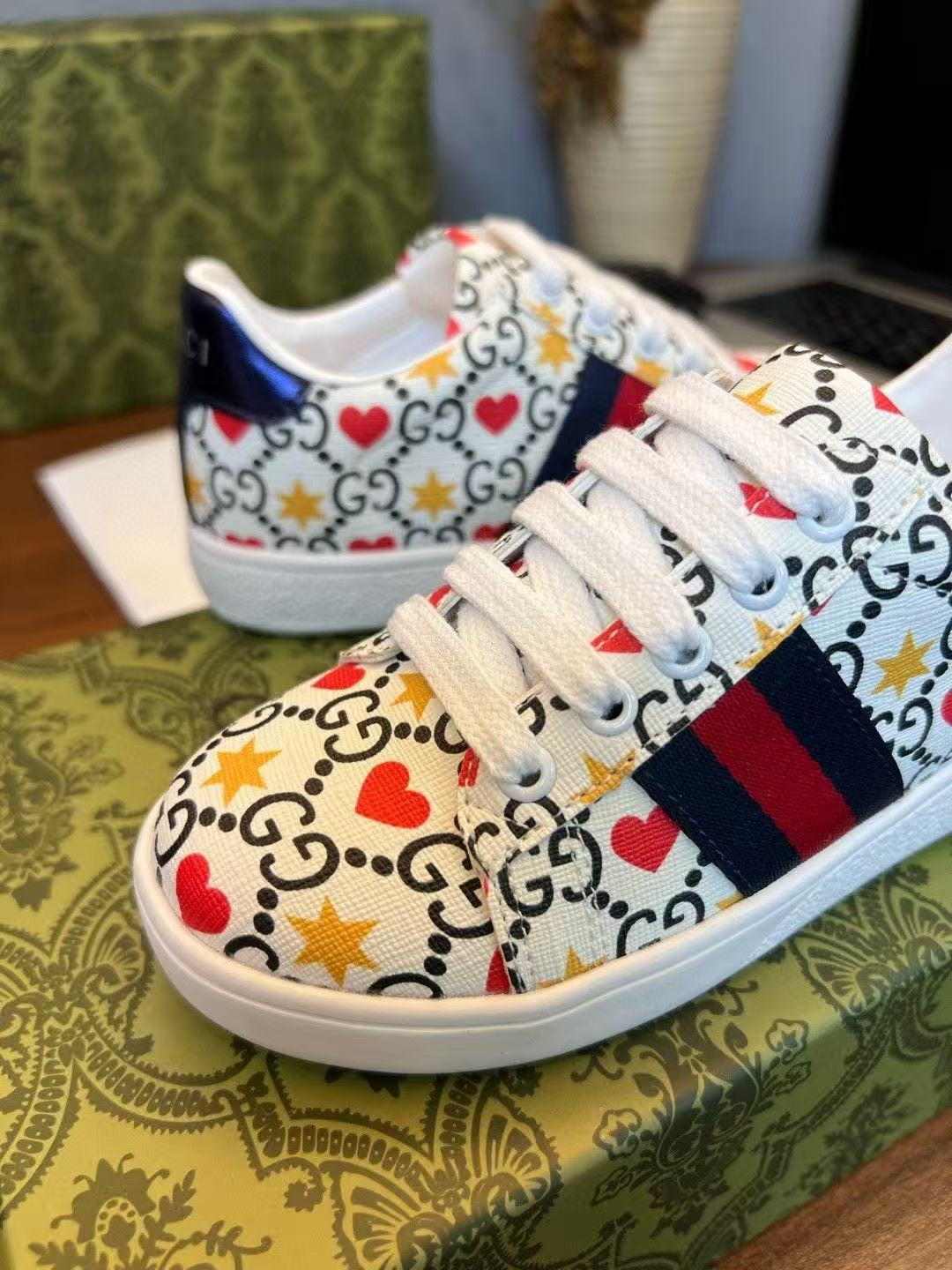 Gucci printed children's shoes