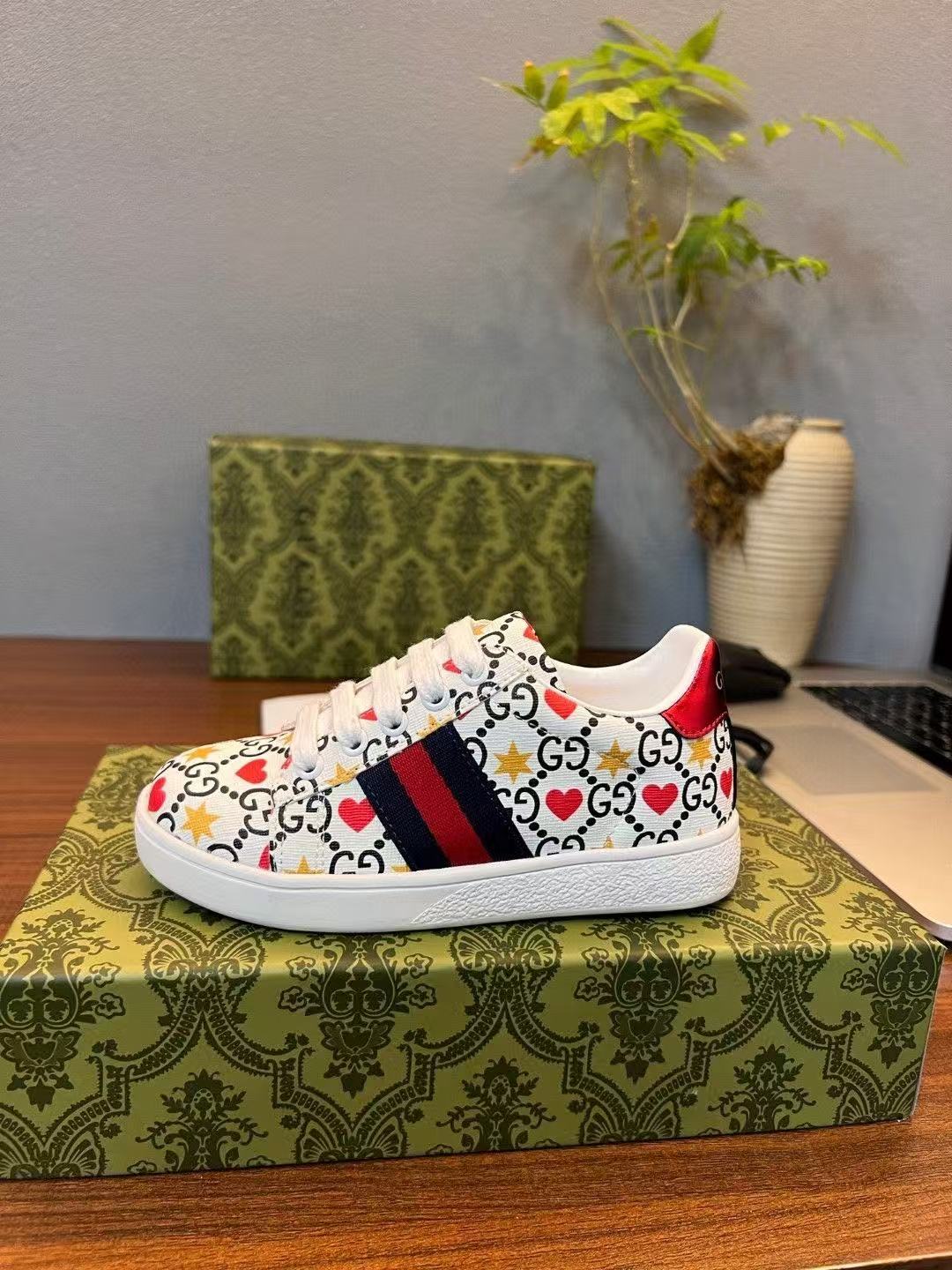 Gucci printed children's shoes