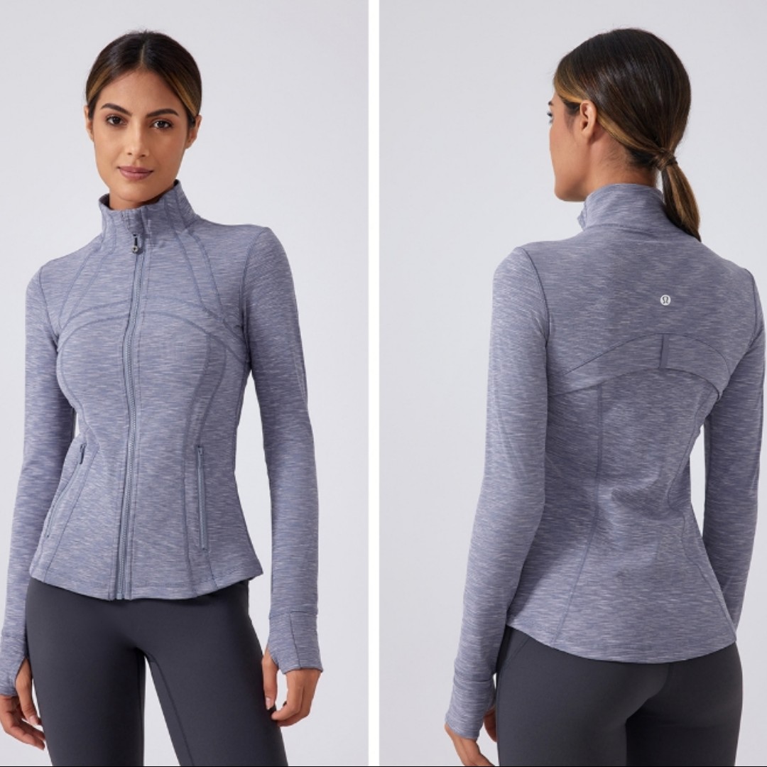 lululemon Nylon coat with zipper and long sleeves jacket