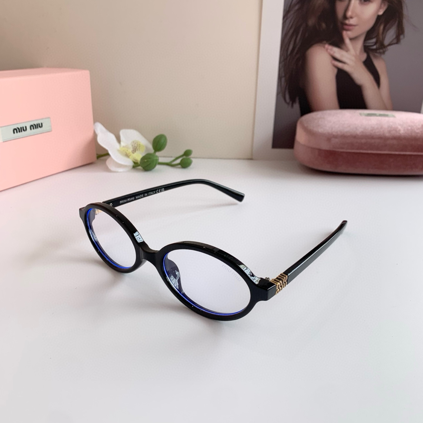 MIUMIU Elliptical Sunglasses