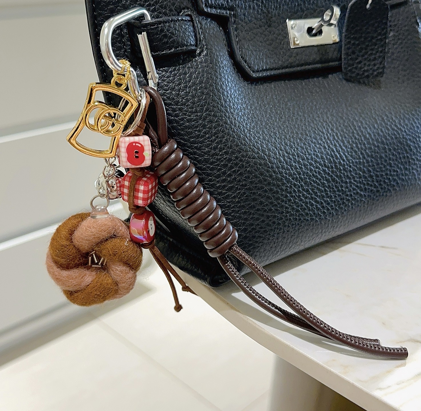 Gucci Keychain Bag Clasp - Anger Forest - Double G Classic Design