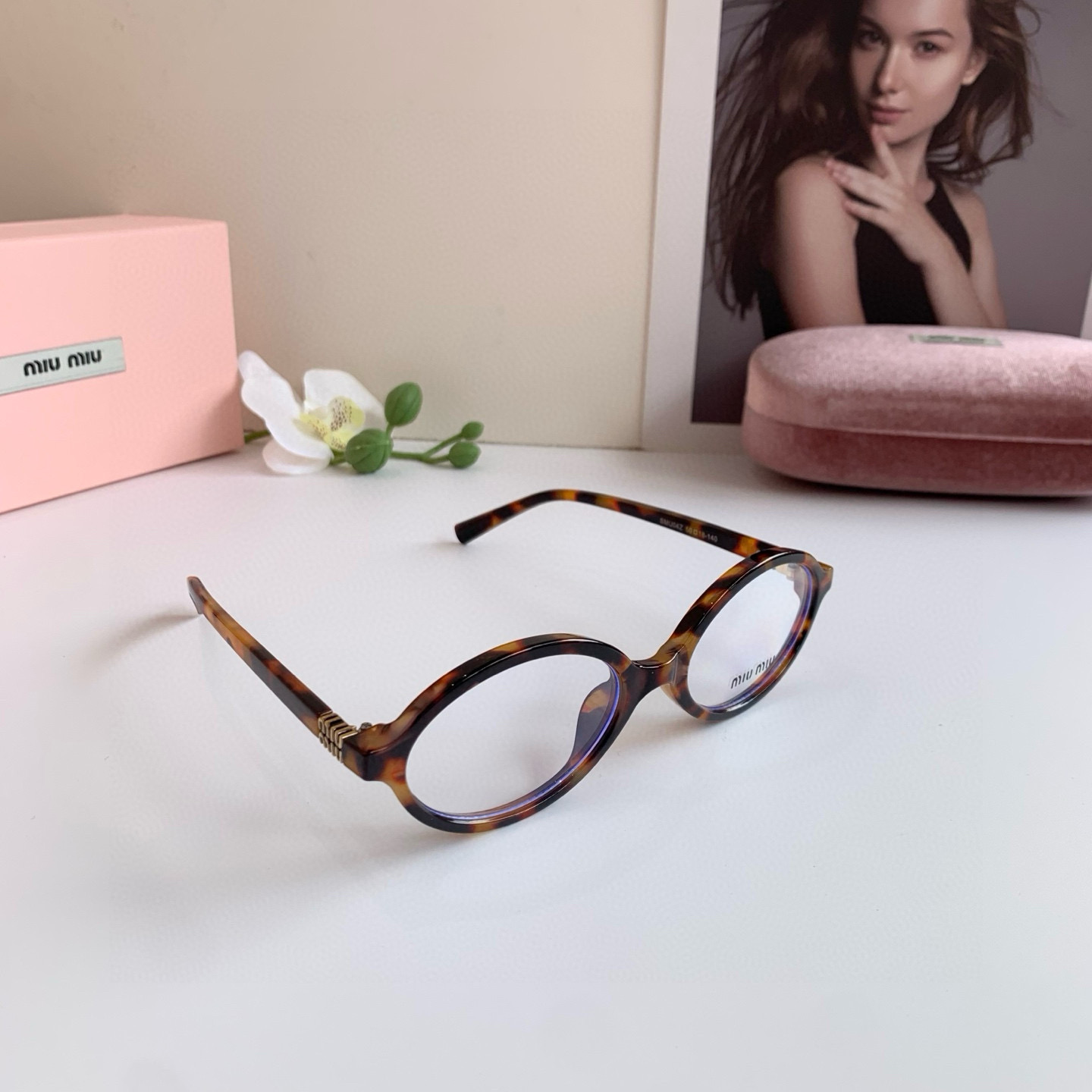 MIUMIU Elliptical Sunglasses