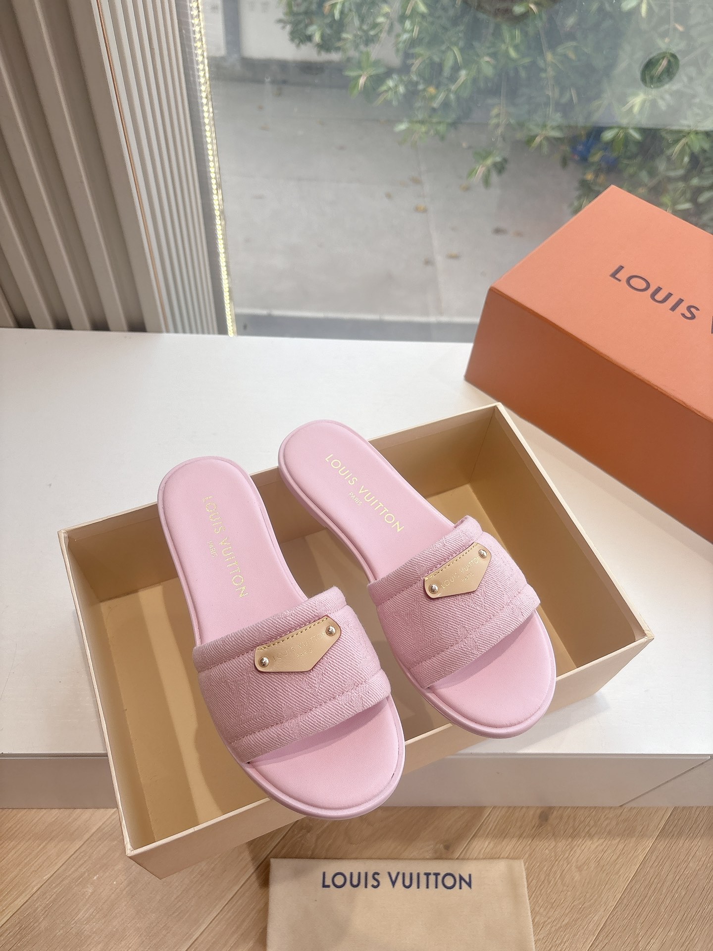 Louis Vuitton x TM 6AM Takashi Murakami collaboration flat shoes