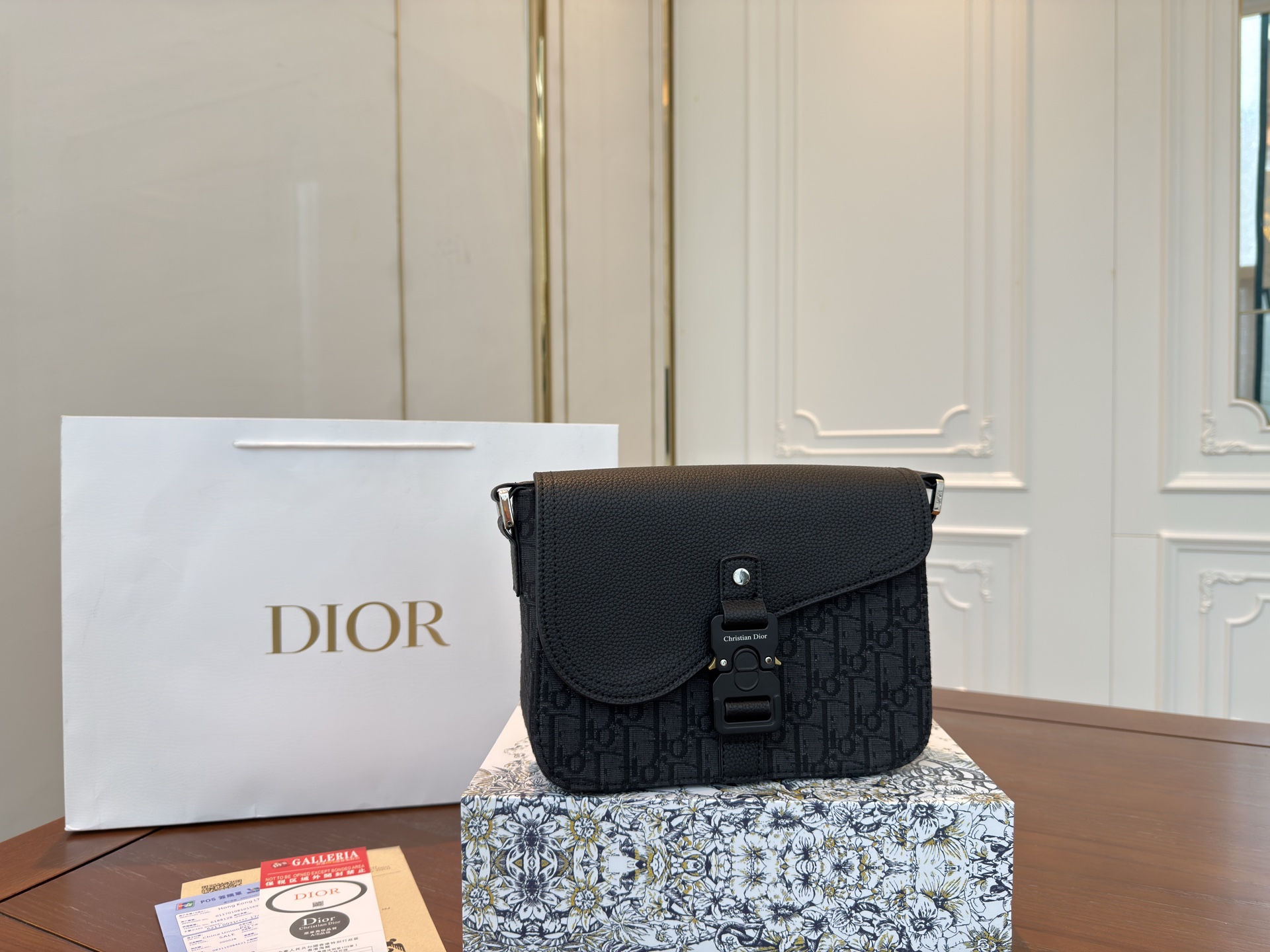 Dior new men's saddle messenger bag