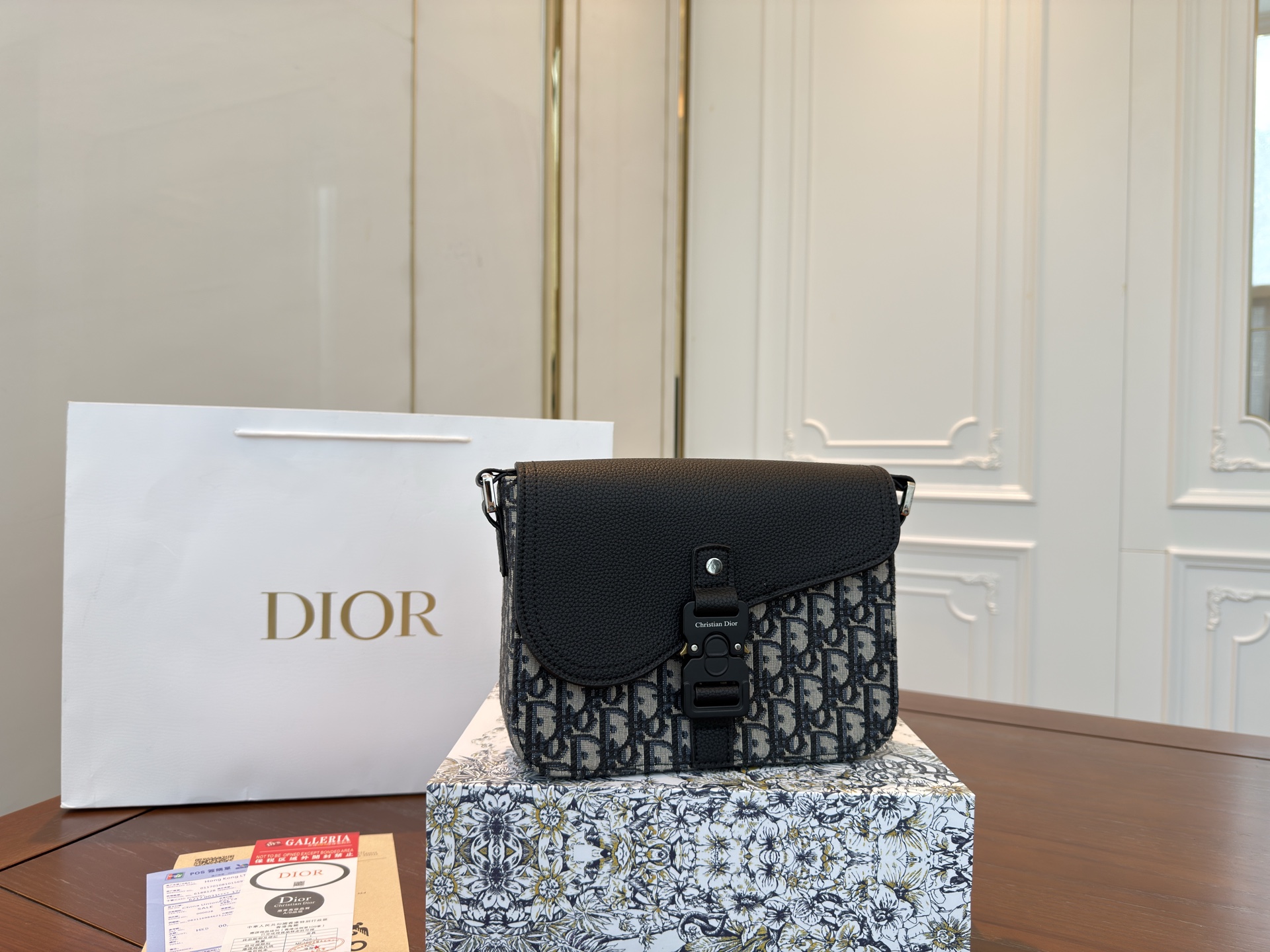Dior new men's saddle messenger bag