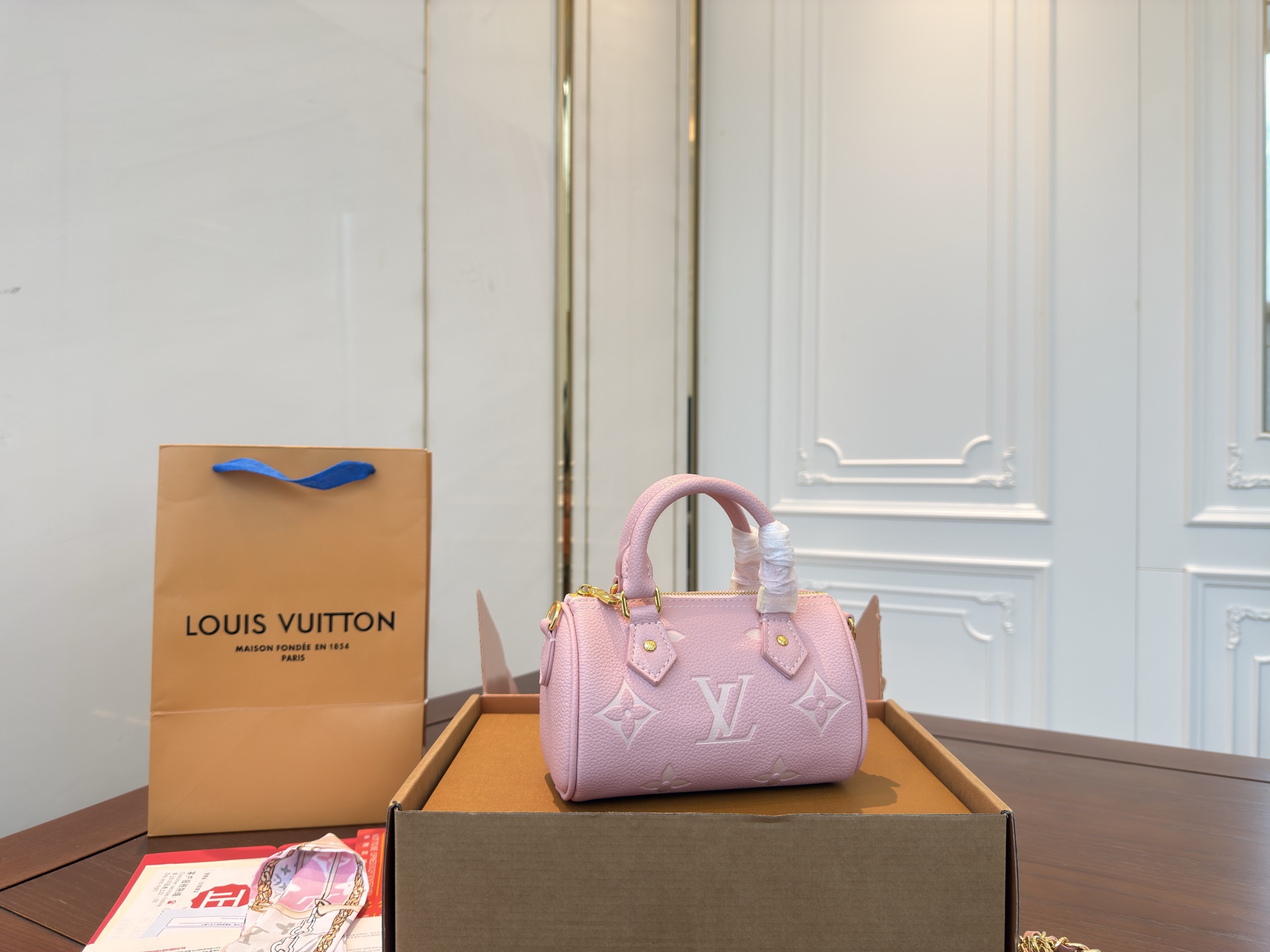 LV mini speedy bag