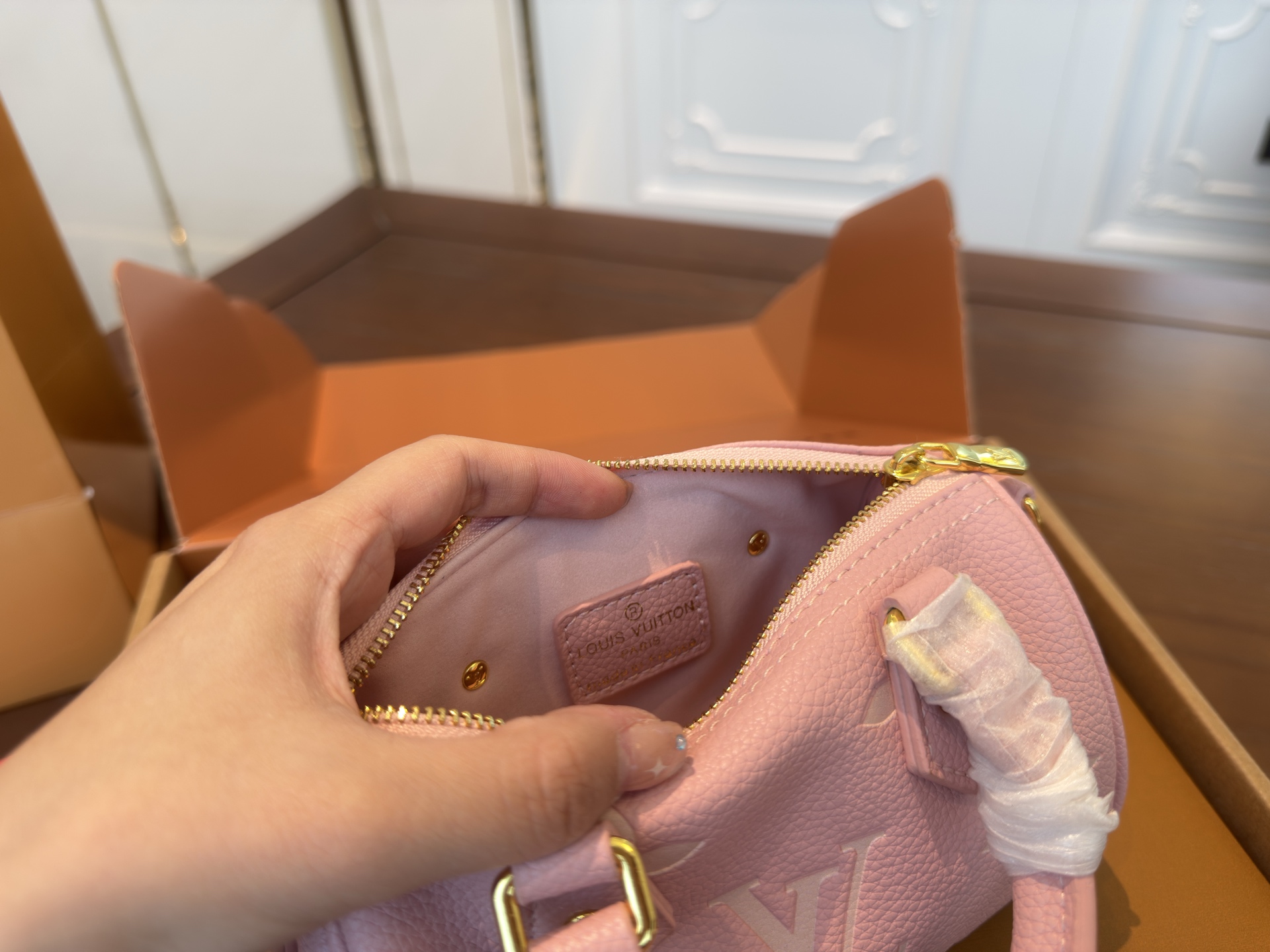 LV mini speedy bag