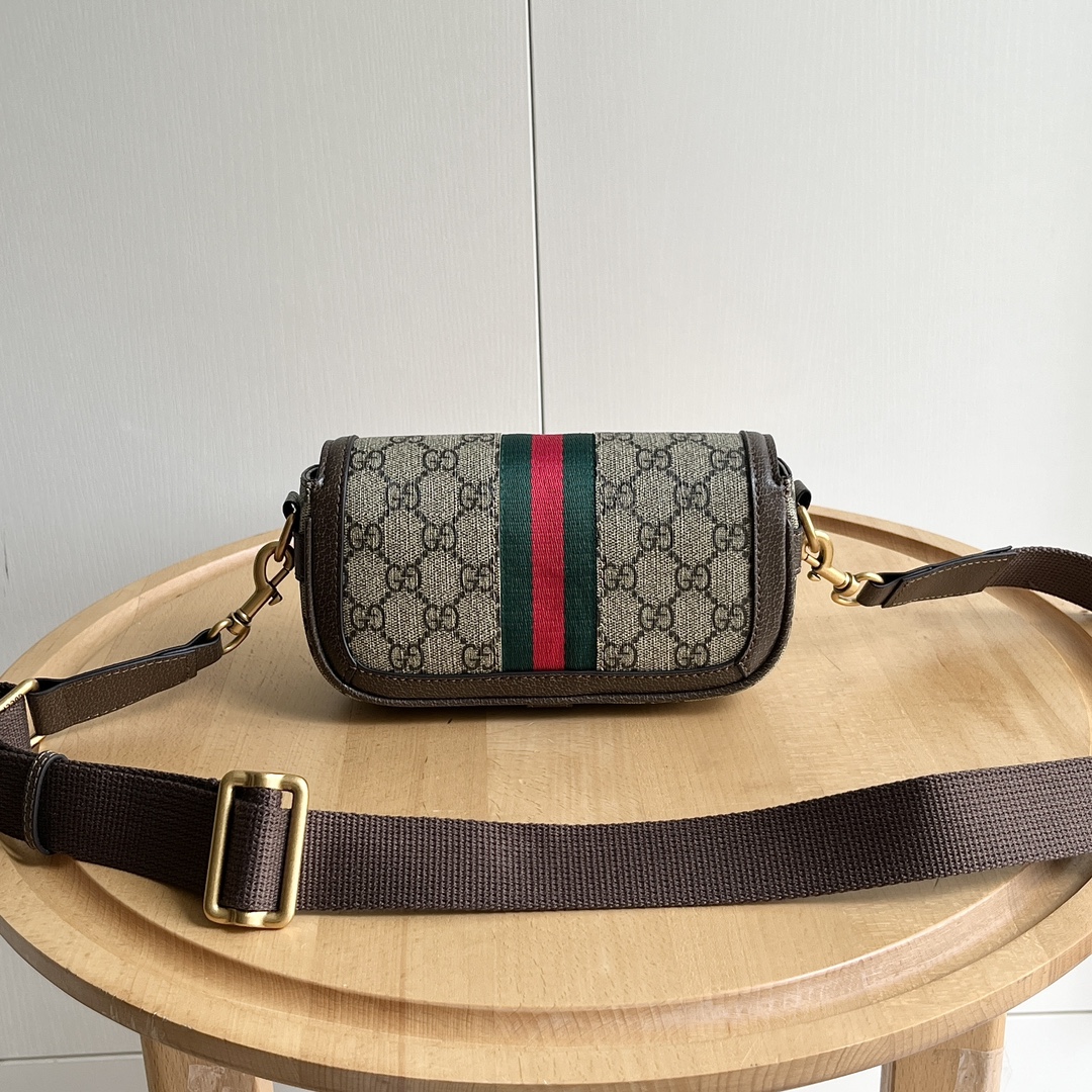 Gucci Ophidia Bag Classic Magnetic Snap Closure