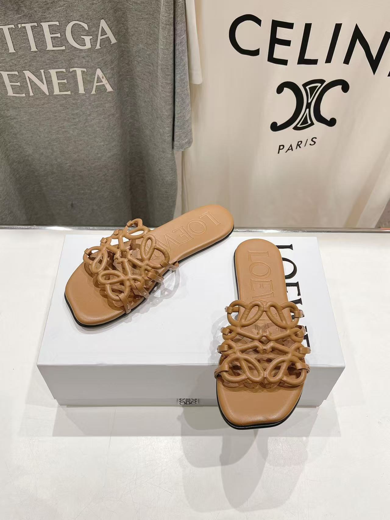 LOEWE Beach Shoes