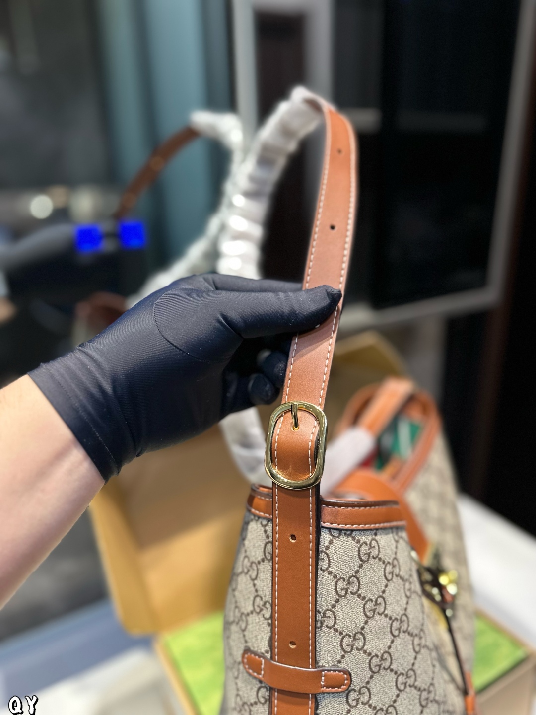 Gucci padlock classic handbag Simple and versatile