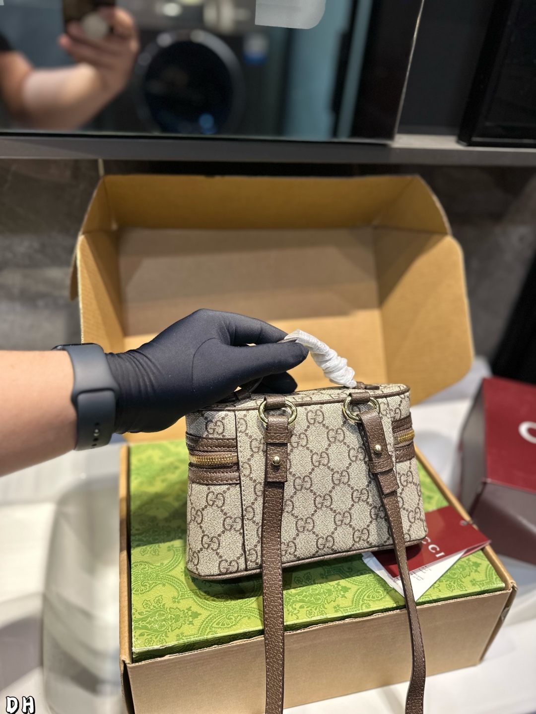 Gucci Ophidia shoulder bag