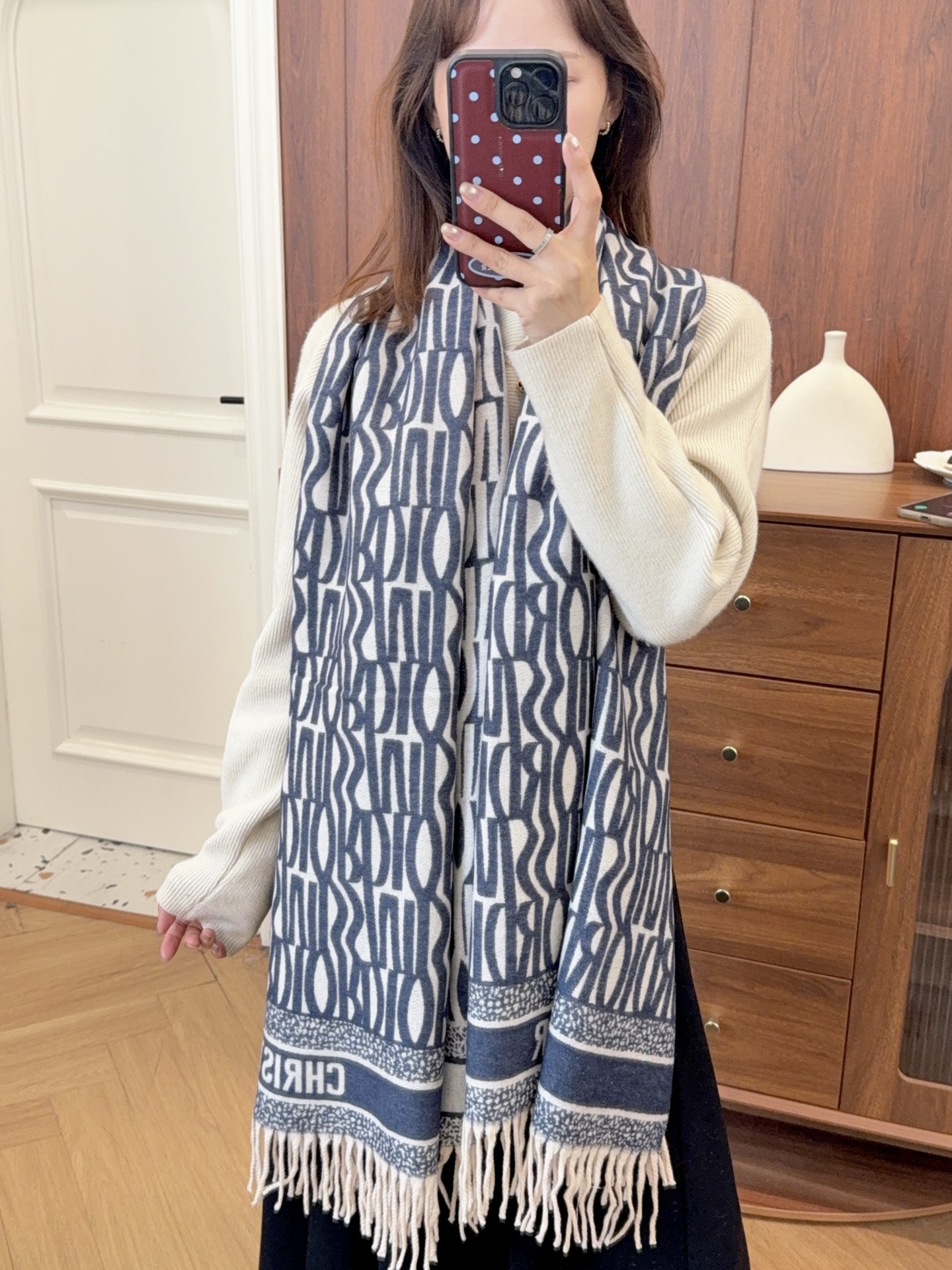 Dior Scarf - Essential for Autumn and Winter Soft Warm and Stylish