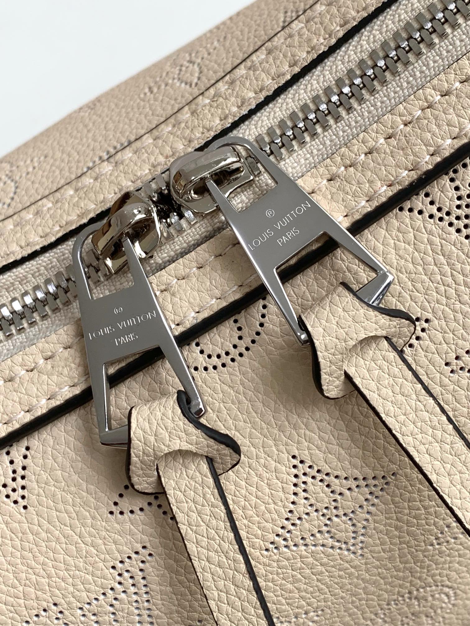 Top version LV Mahina Hand It All shoulder bag