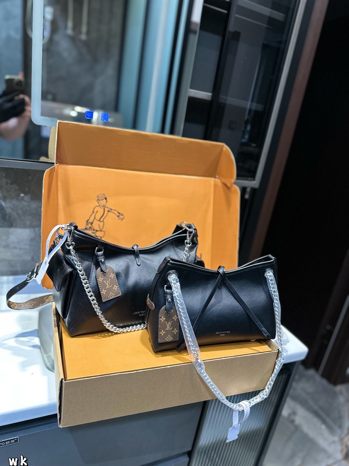 LV carryall vintage Monogram shoulder bag