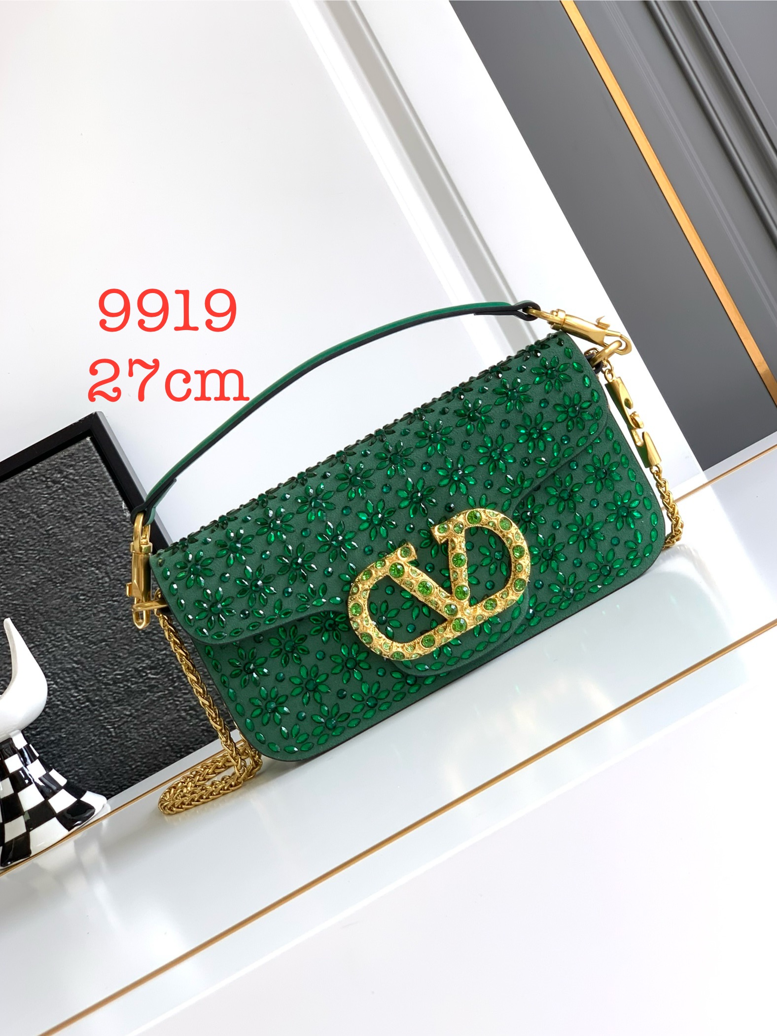 VALENTINO GARAVANI Loco VLOGOSIGNATURE chain bag