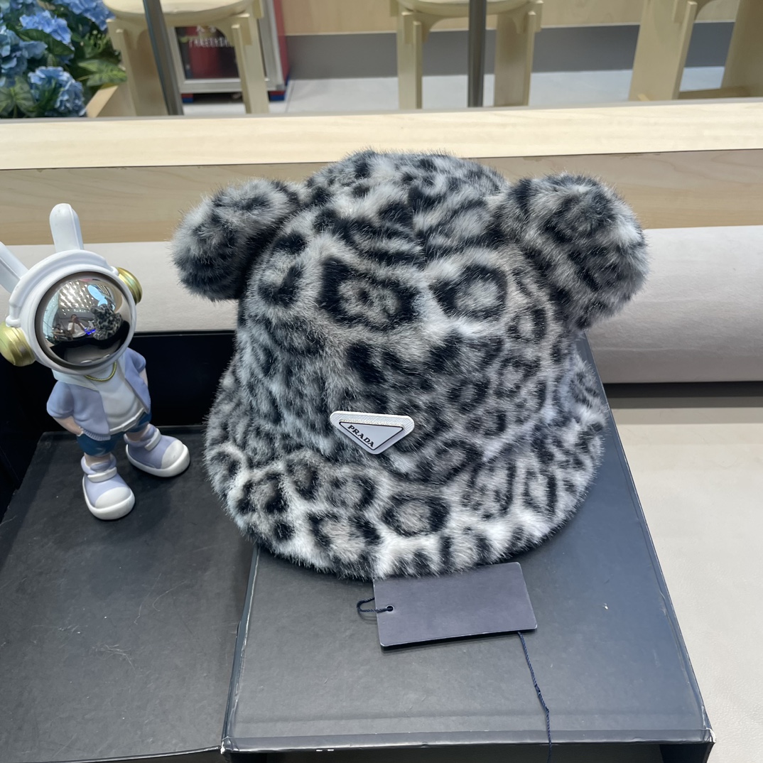 Prada Retro Leopard Print Fur Hat - Warm Fishing Hat