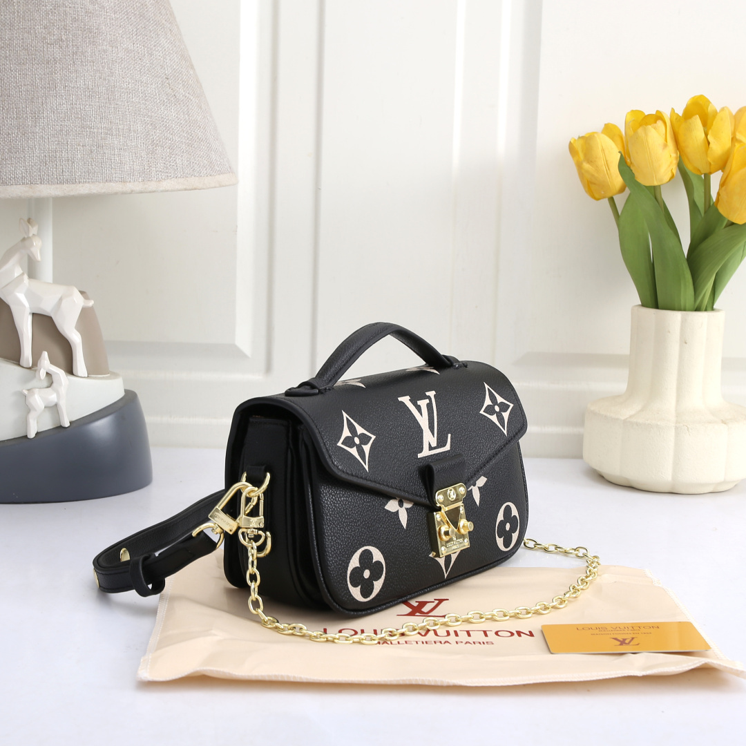 US$100 for 2 products-LV shoulder chain bag