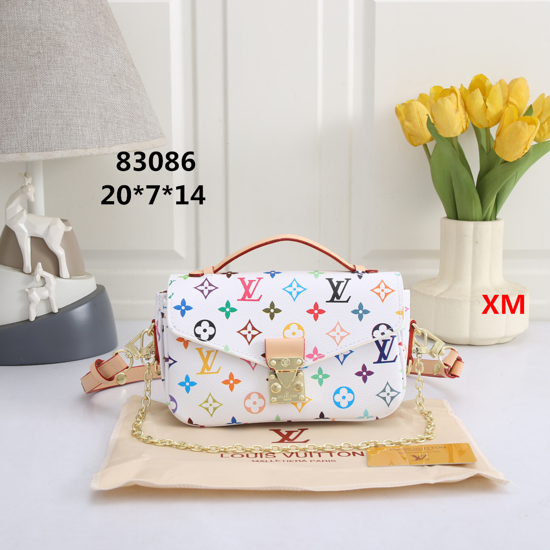US$100 for 2 products-LV shoulder chain bag