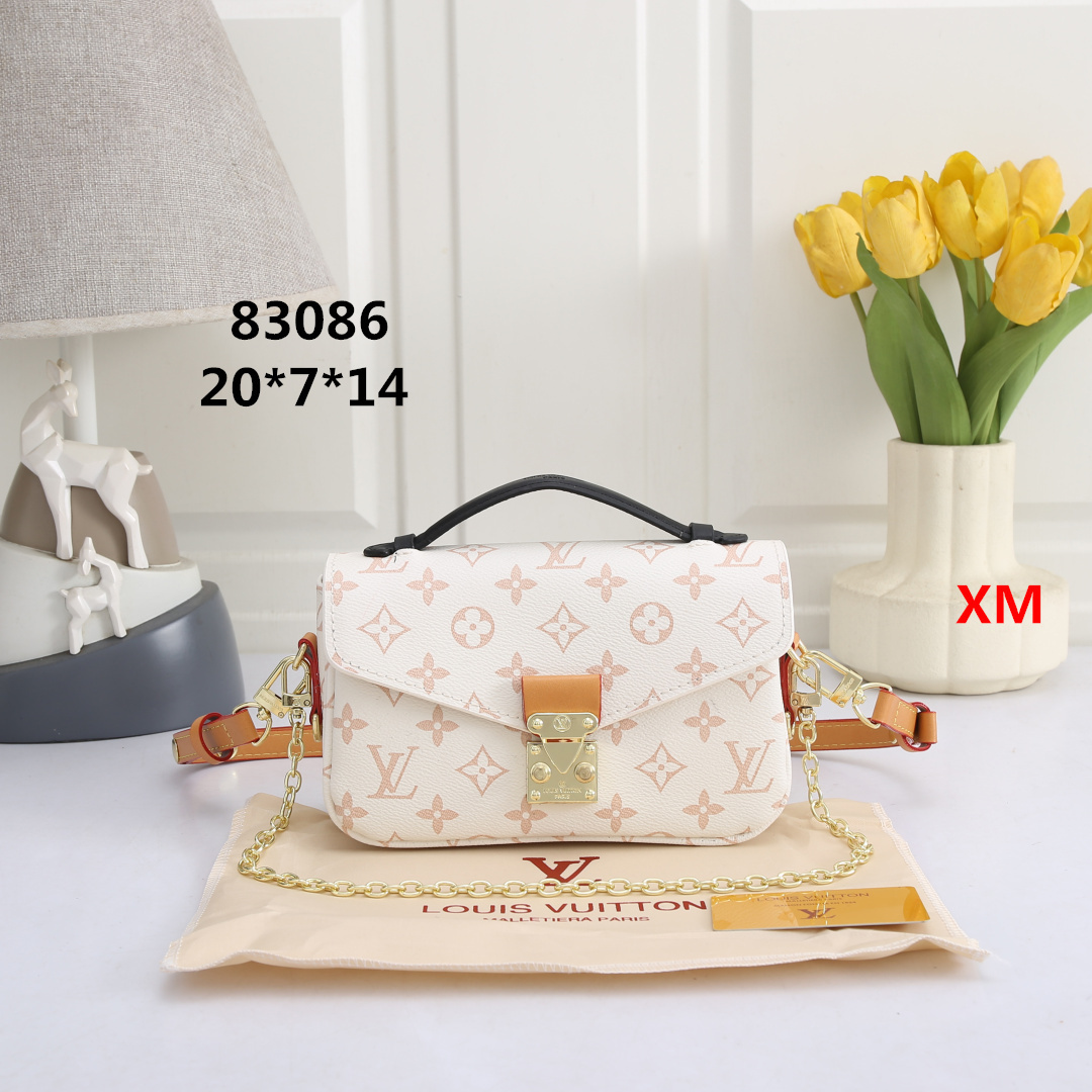 US$100 for 2 products-LV shoulder chain bag