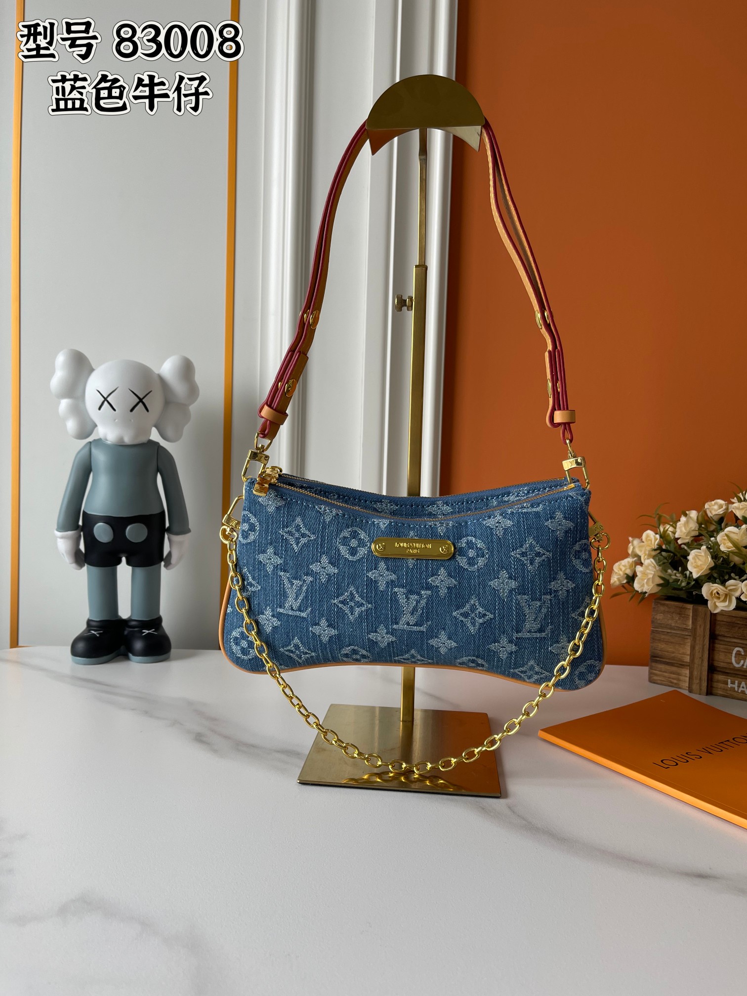 LV Pochette Monogram  bag