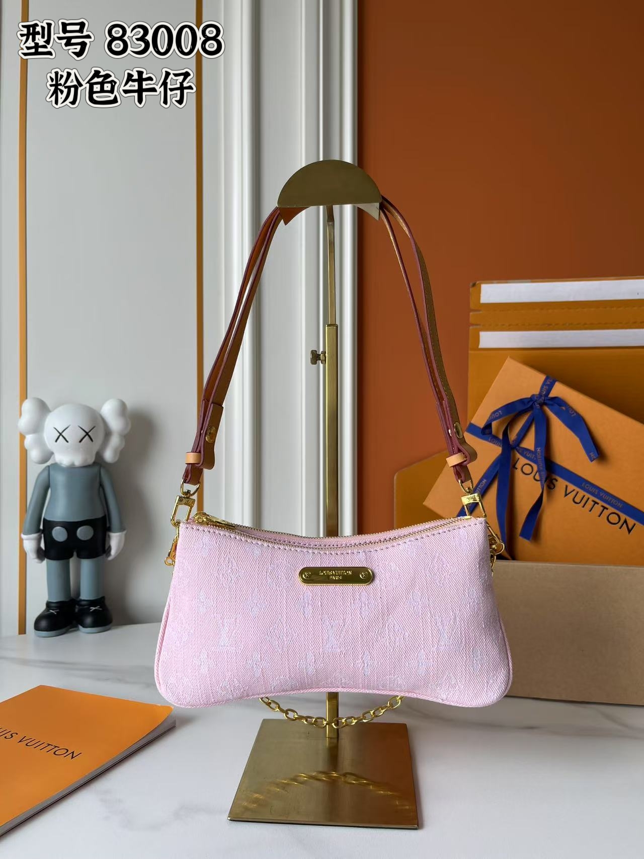 LV Pochette Monogram  bag
