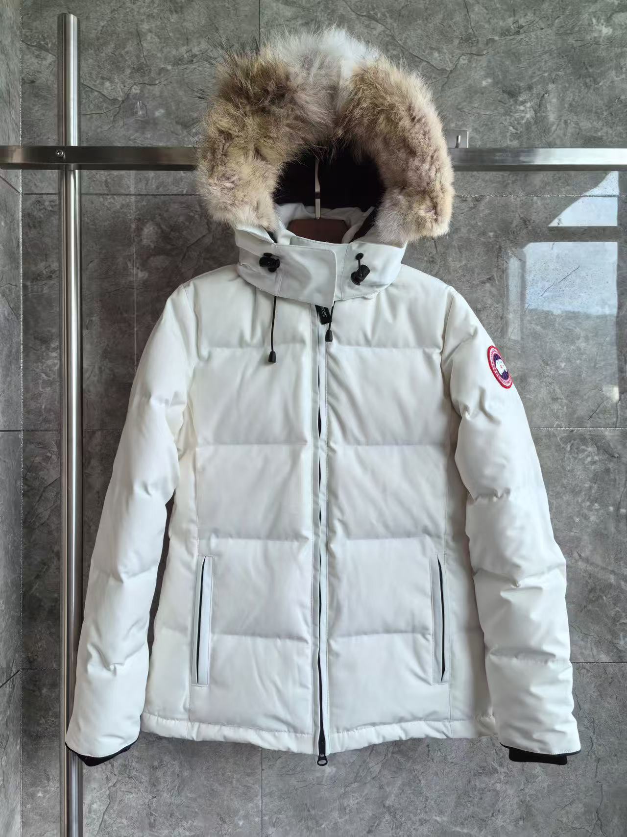 Canada Goose Chelsea down jacket