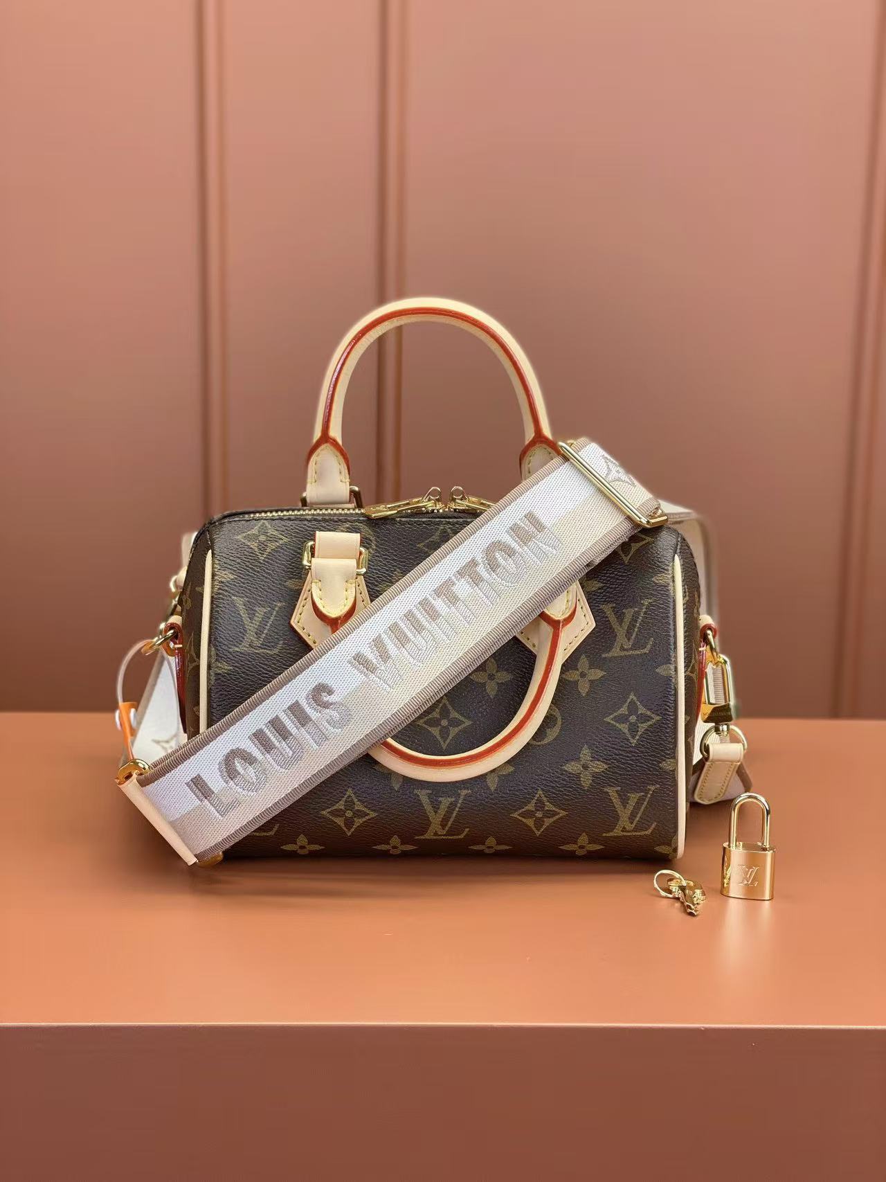 LV top-quality speedy bag