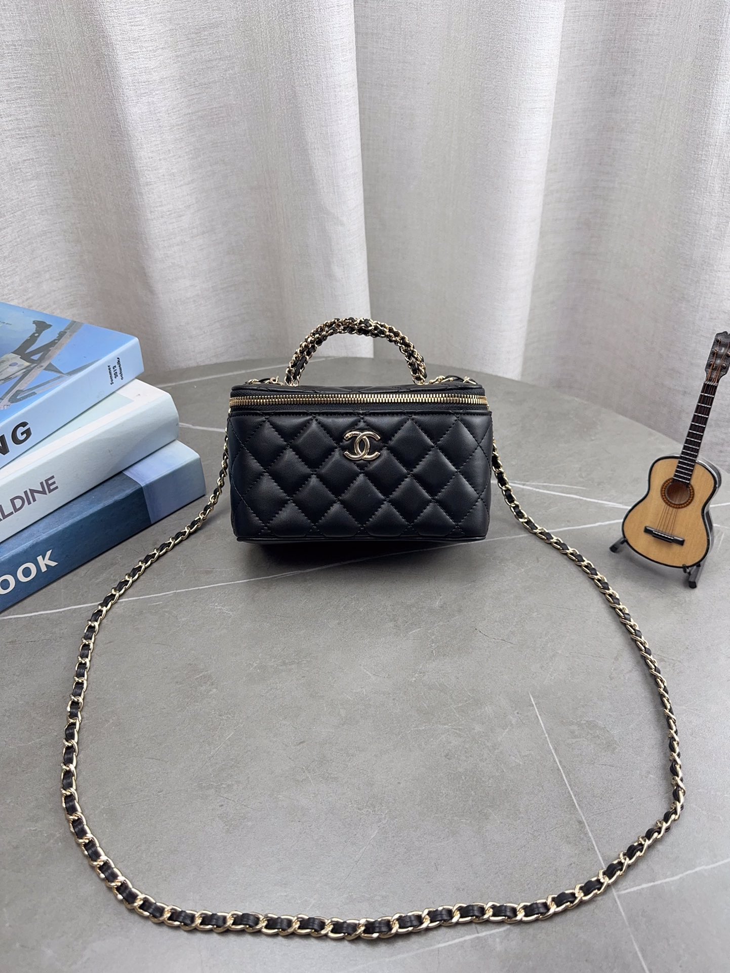 CHANEL 25B Handbag