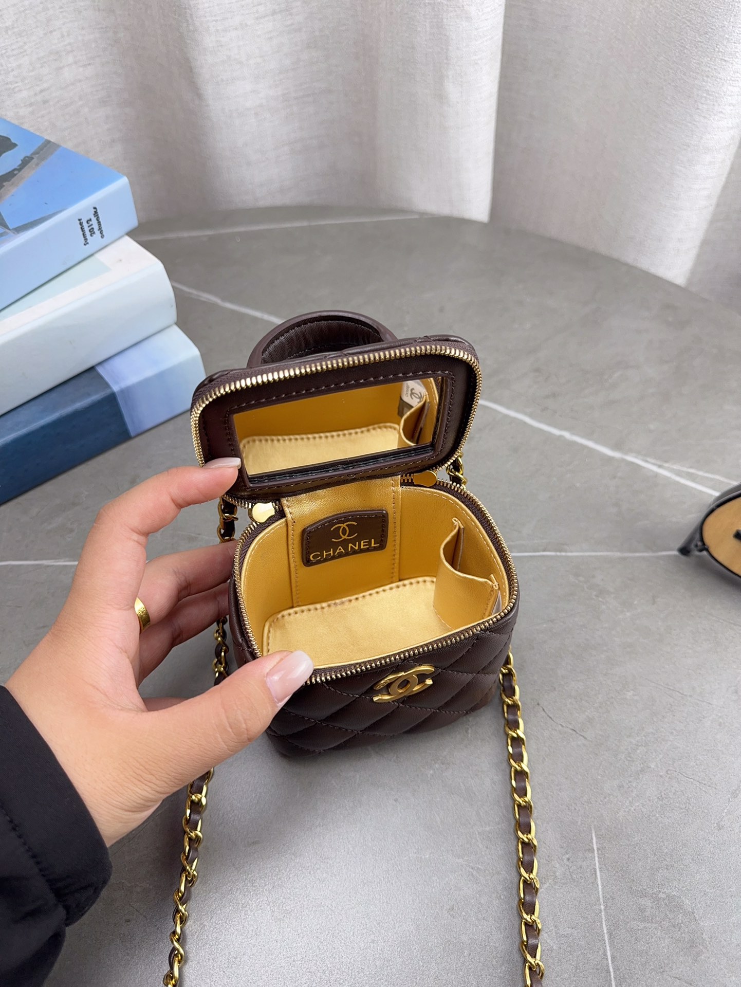 CHANEL 25B Handbag