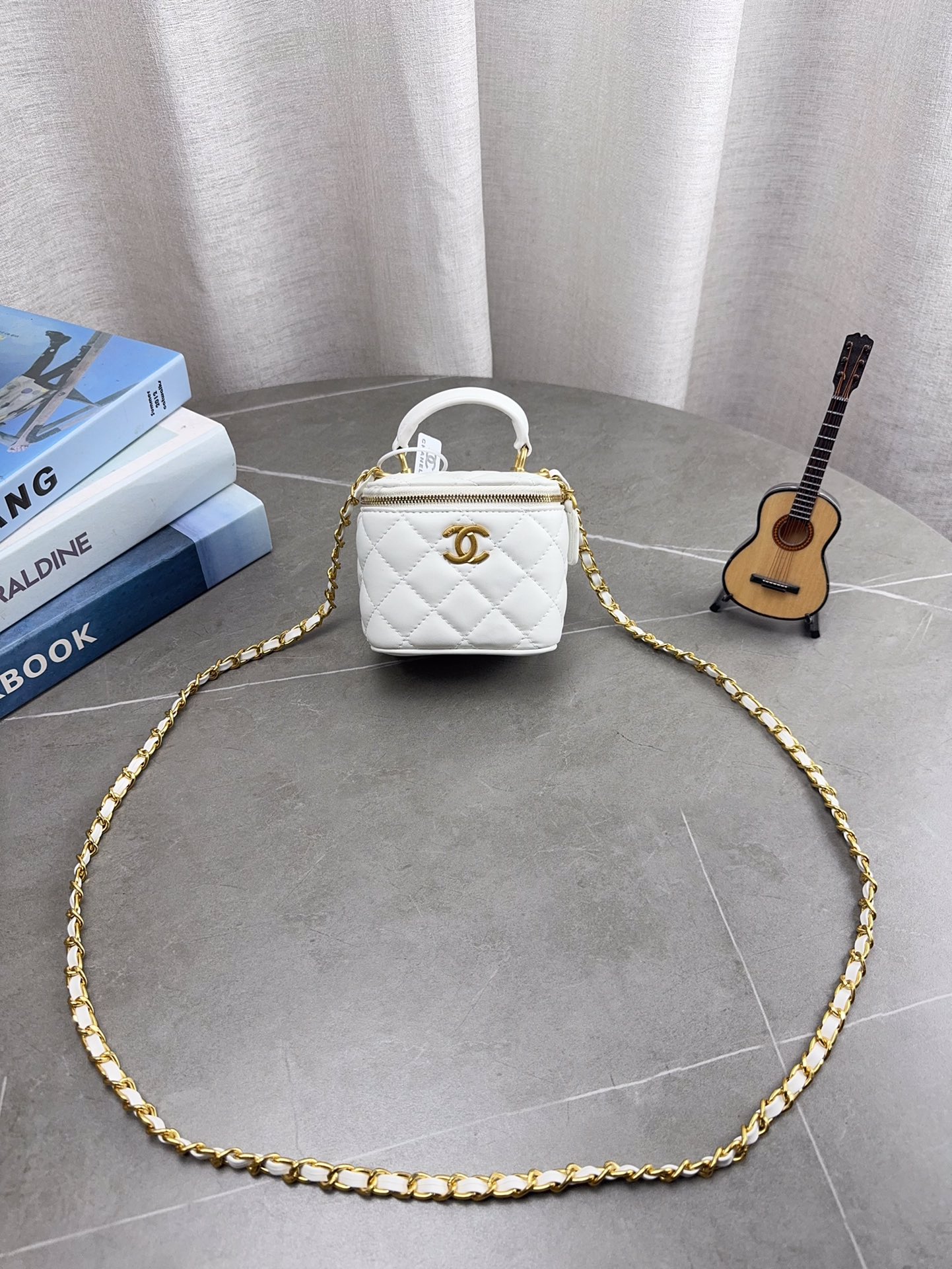 CHANEL 25B Handbag