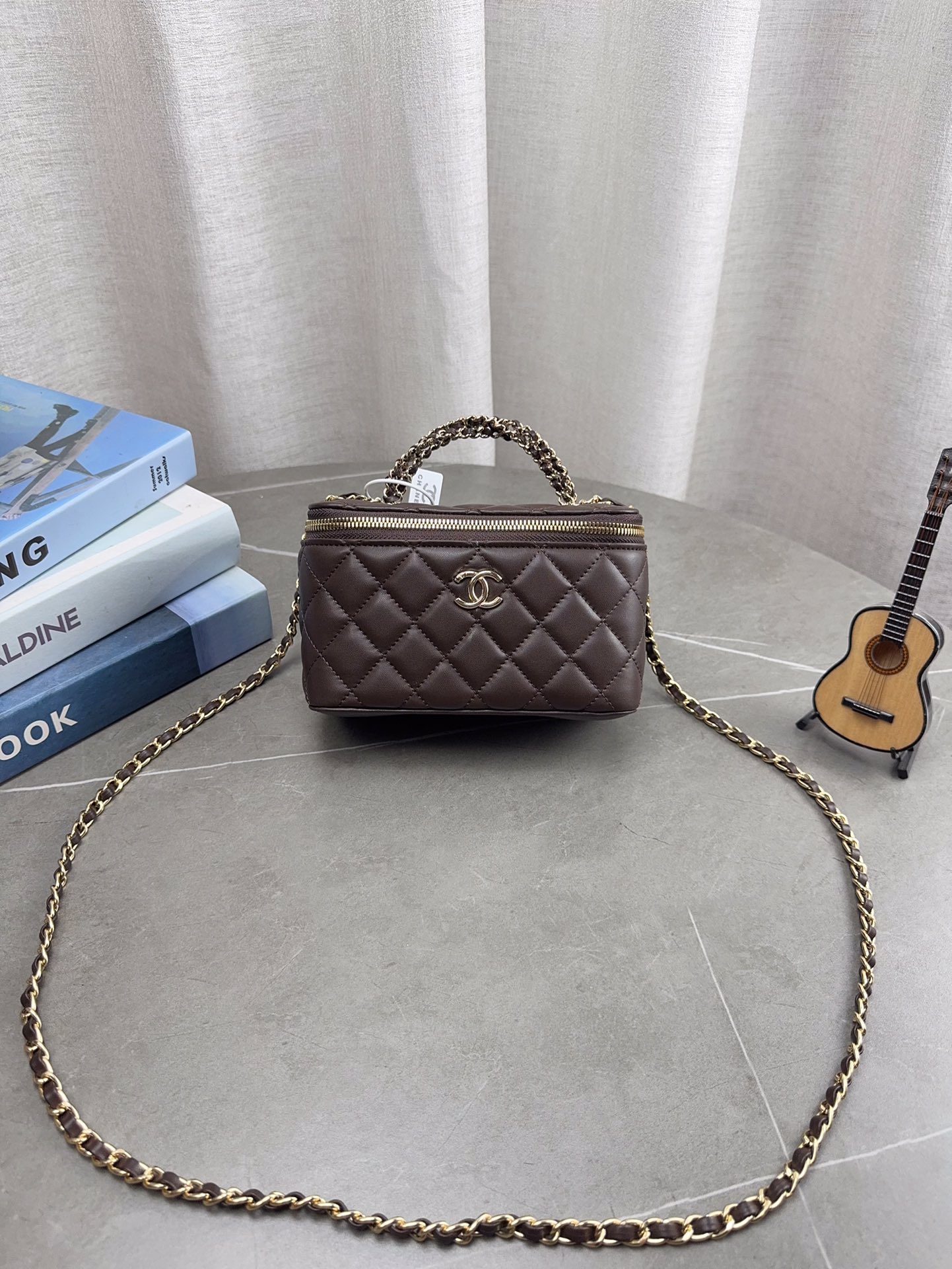 CHANEL 25B Handbag