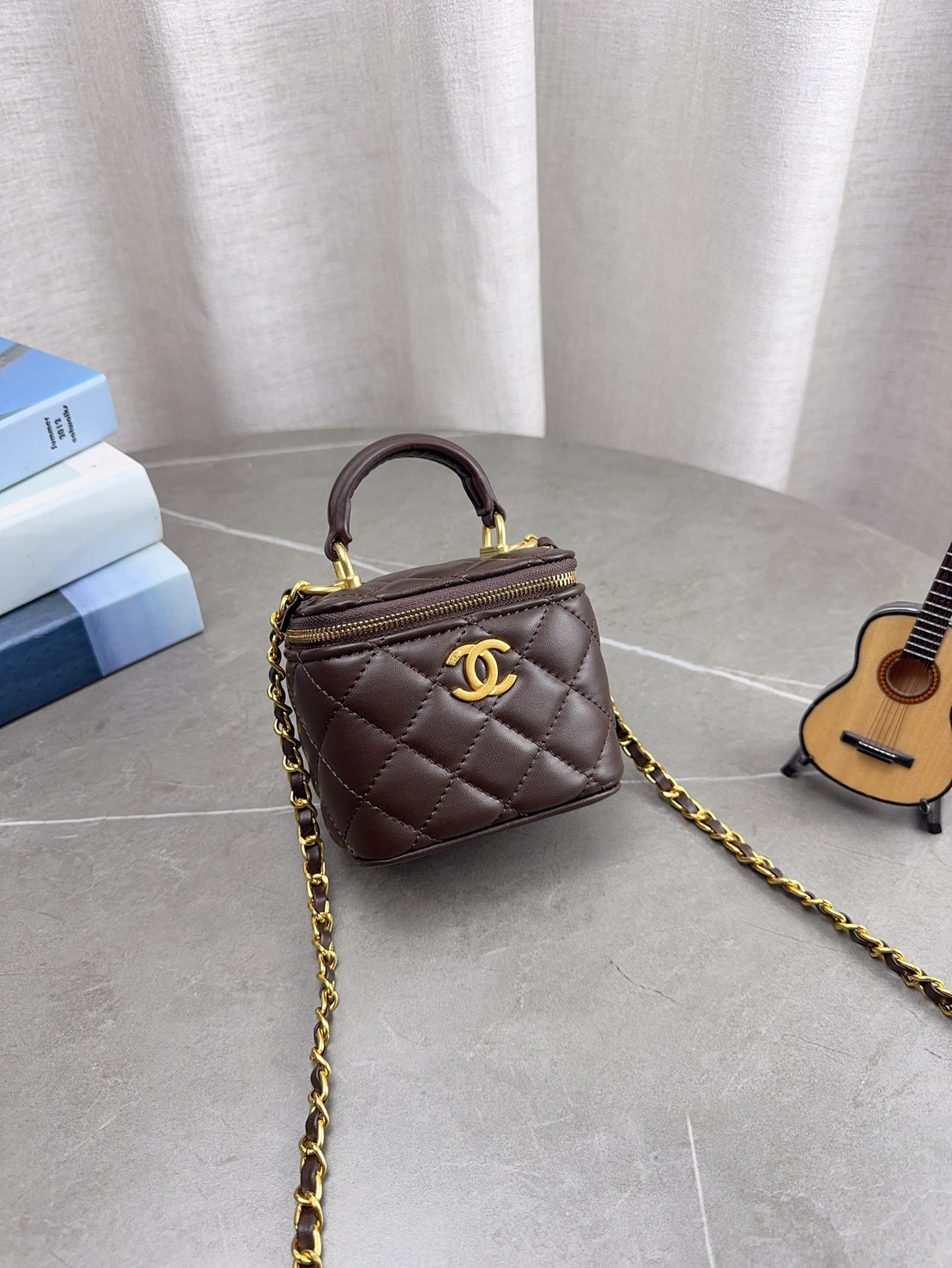 CHANEL 25B Handbag