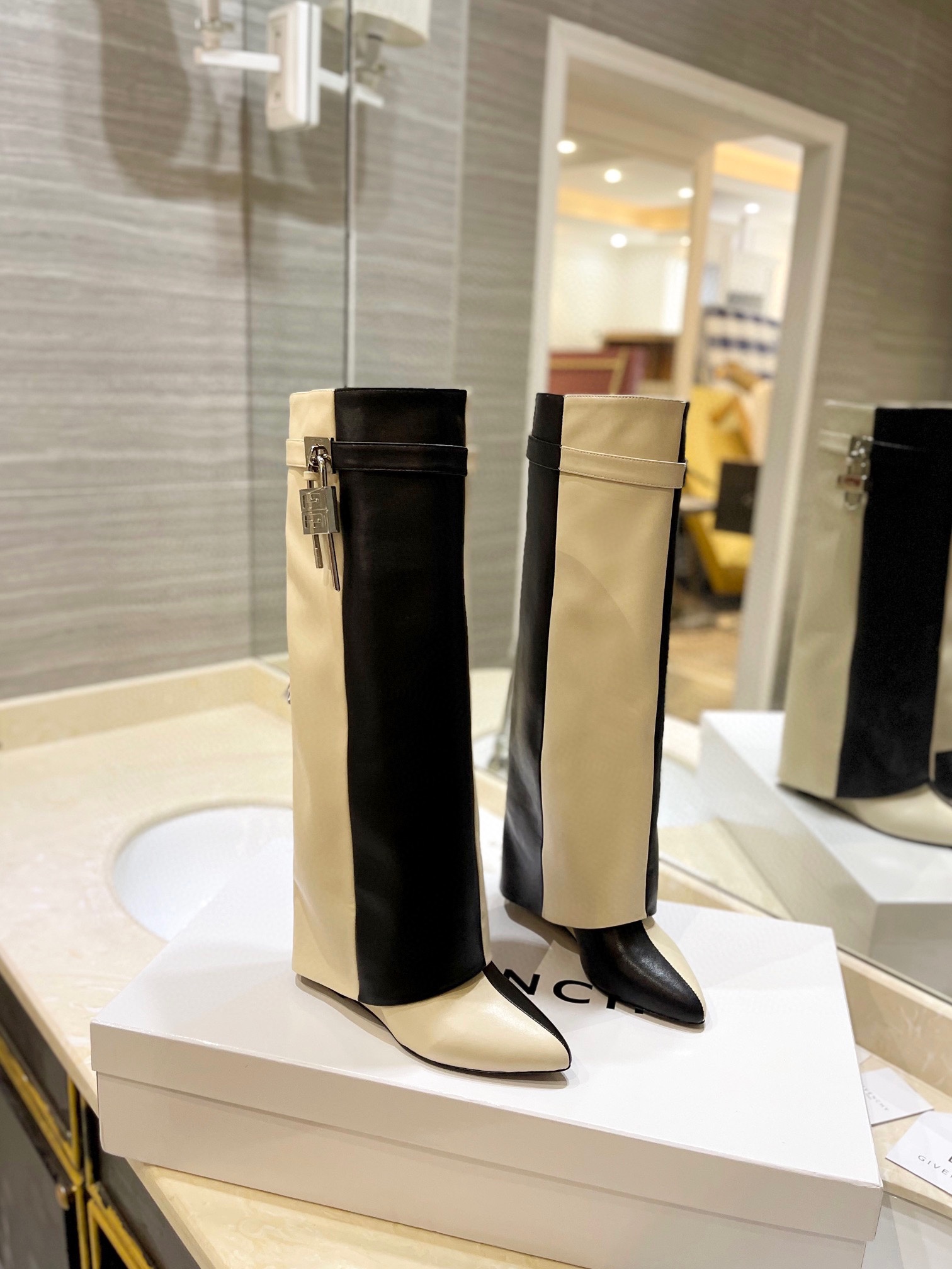 Givenchy High Heel Boots Leather