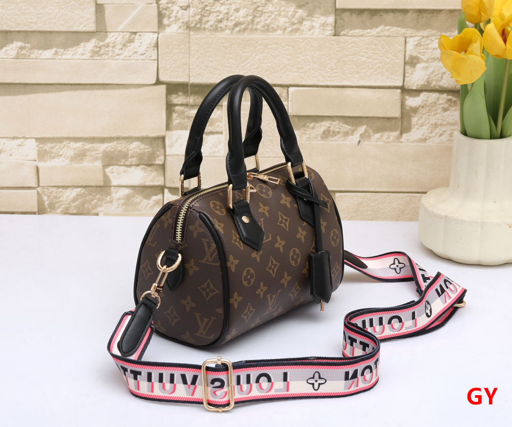 US$100 for 2 products-LV shoulder crossbody bag