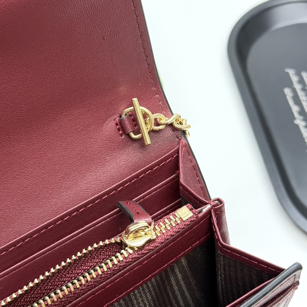 US$100 for 2 products-Gucci chain shoulder bag